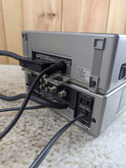 Vintage Zenith Portable Betamax Video Player with Tuner/Timer Dock VR9800 and VRT9850 - Tested Working