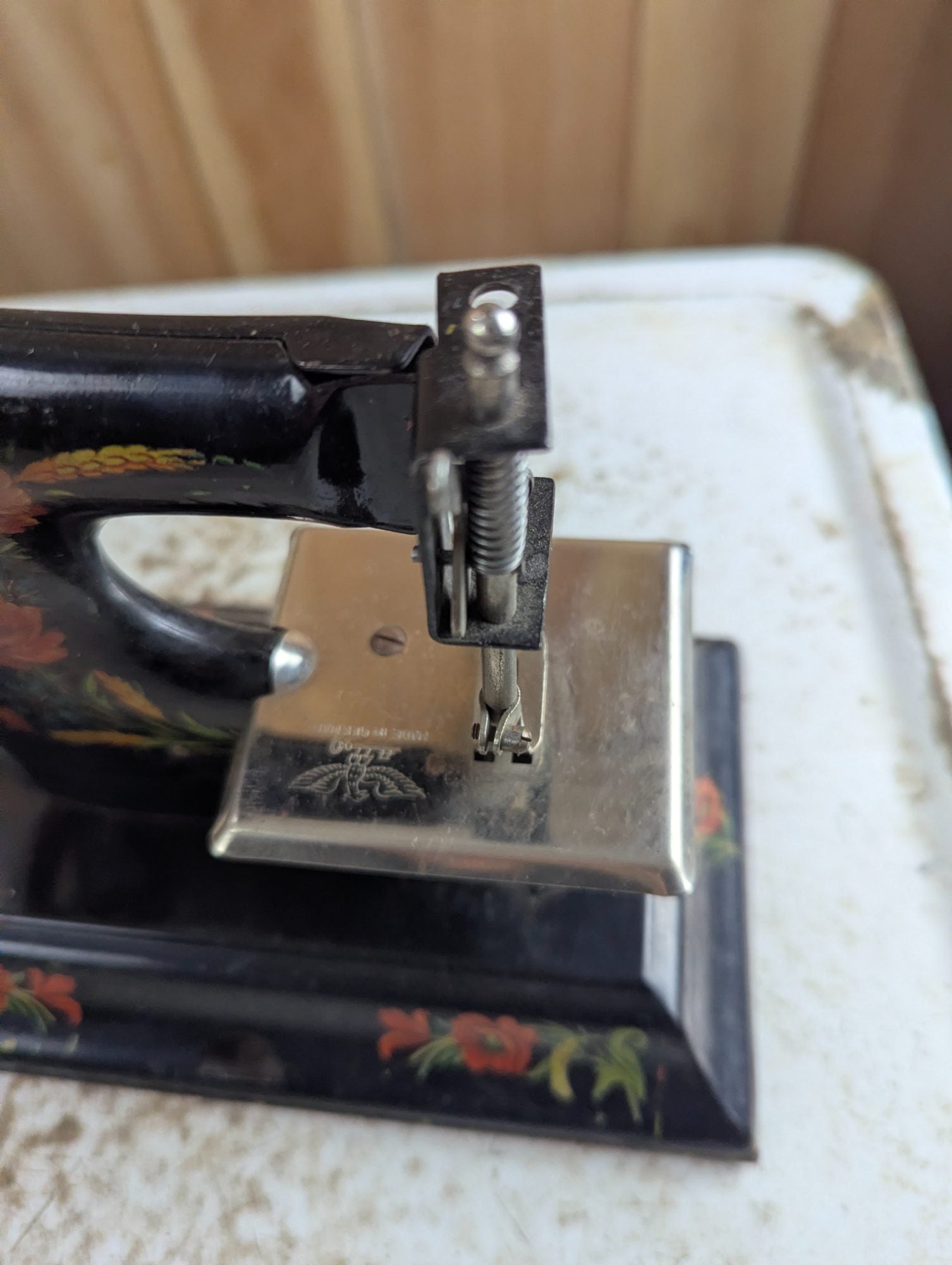 1920s Casige Metal Toy Sewing Machine with Floral Decals