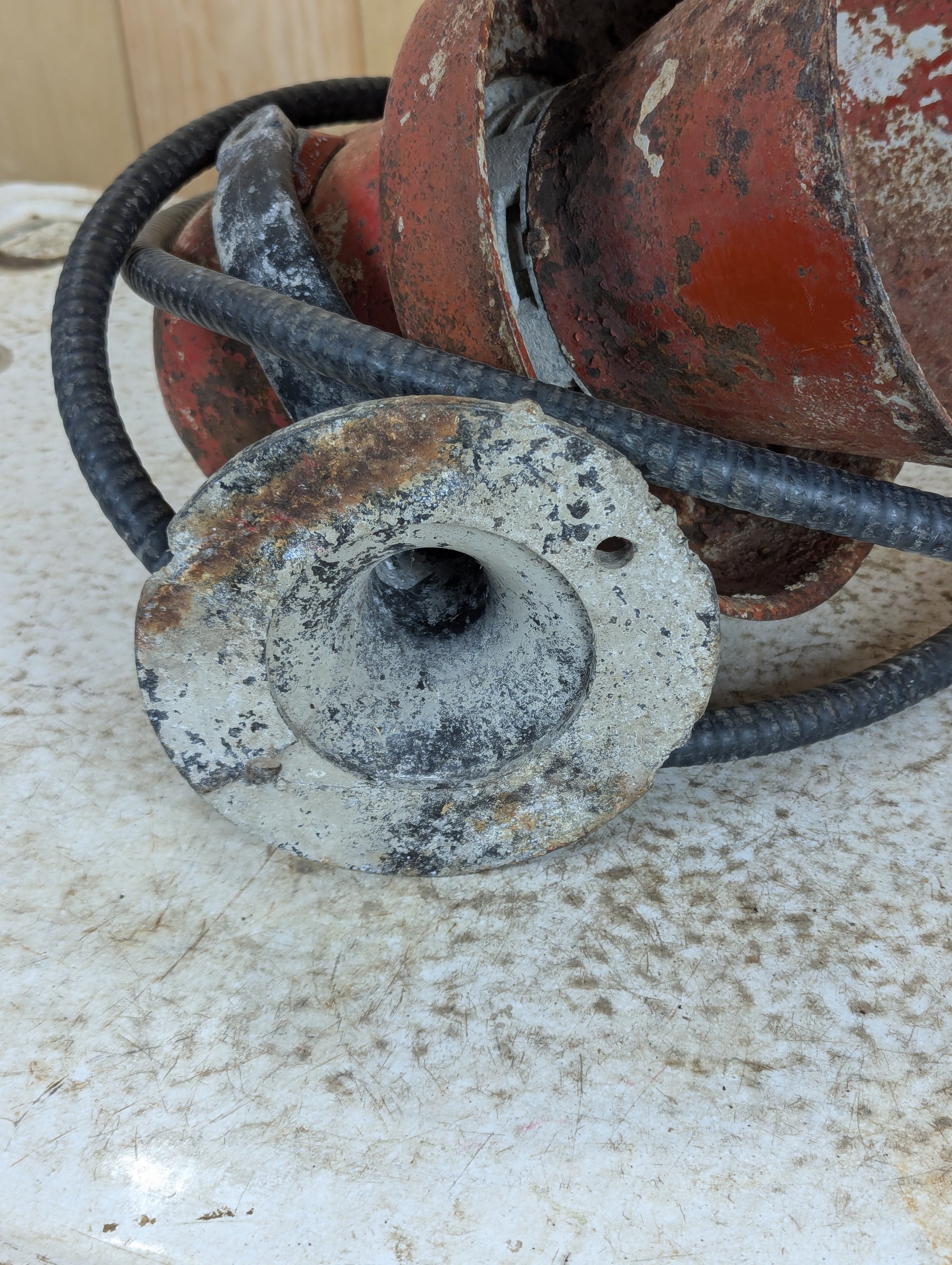 Air Raid Siren - view 4