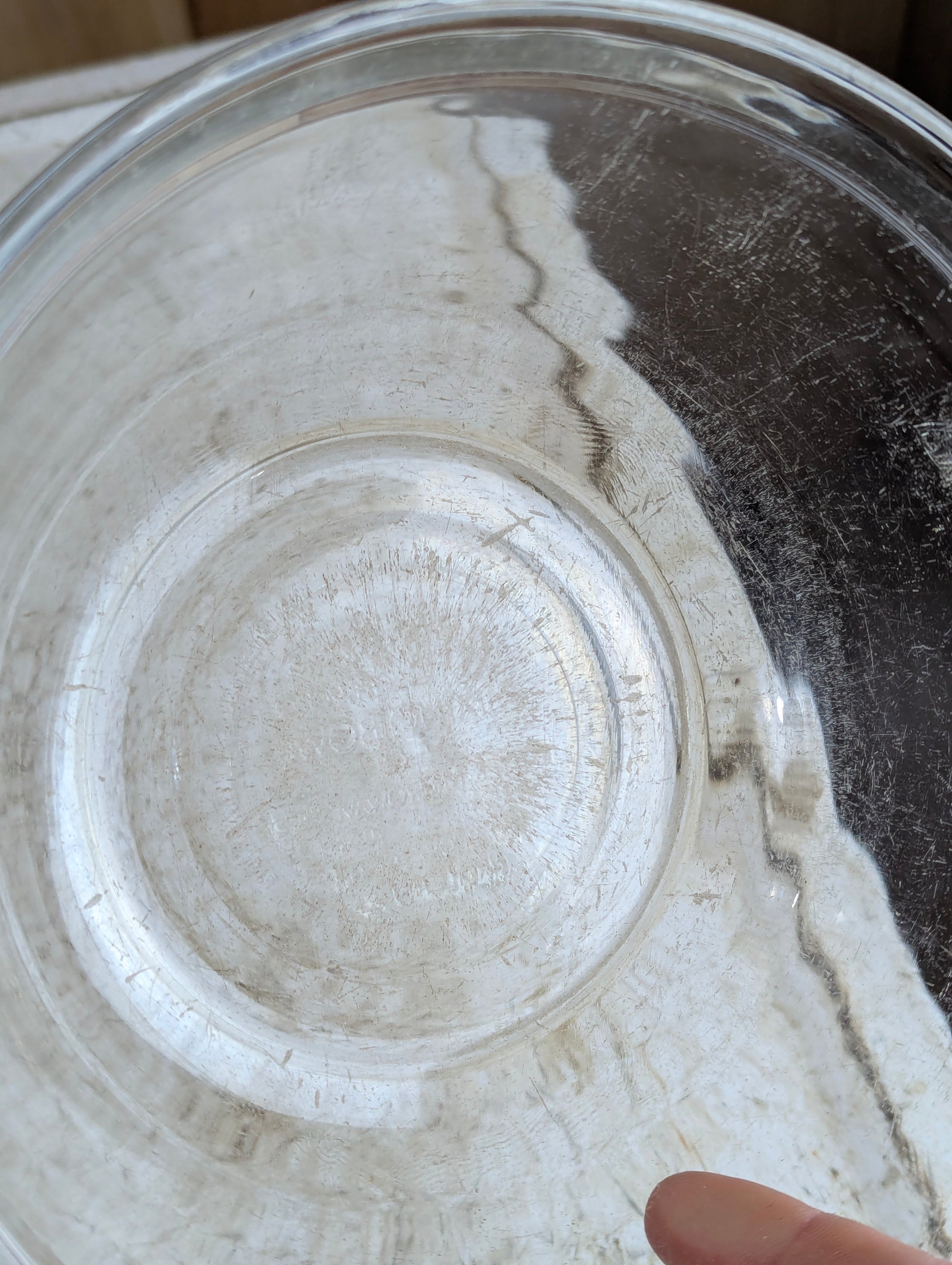 Anchor Hocking 1.5Qt Glass Mixing Bowl - view 2