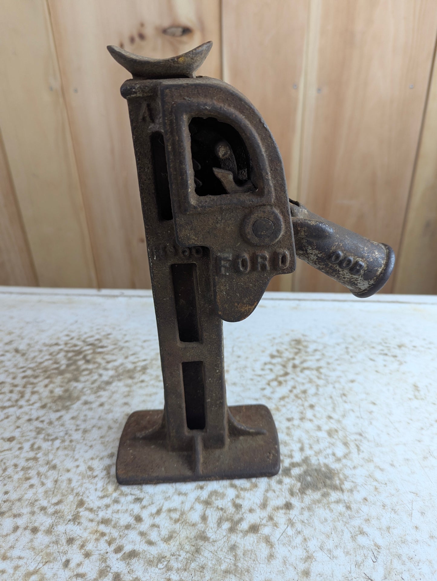 Antique 1910s No. 00 Ford Buckeye Automobile Jack