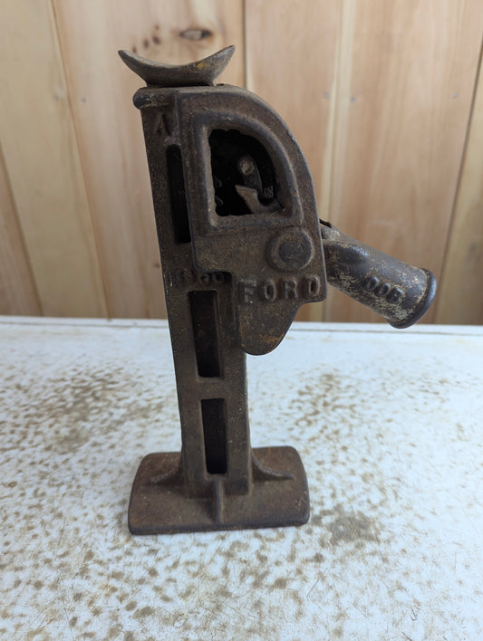 Antique 1910s No. 00 Ford Buckeye Automobile Jack