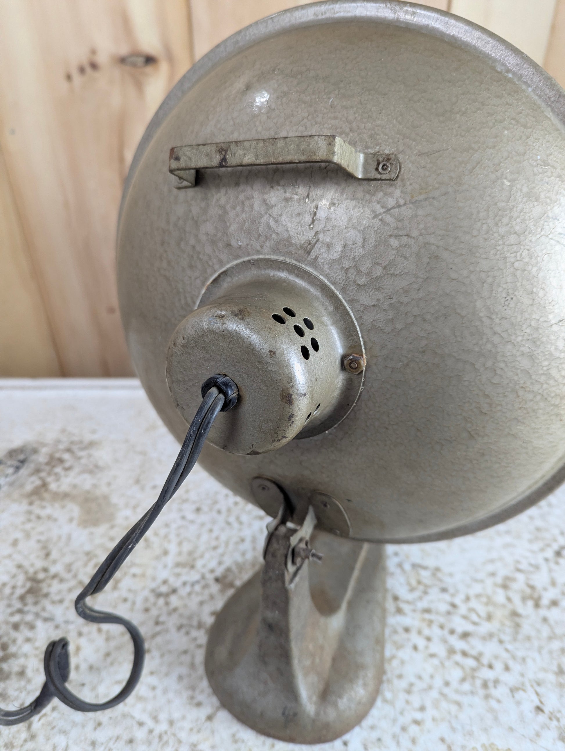 Antique 1920s Standard Manufacturing Radiant Heater Lamp- Works - view 5