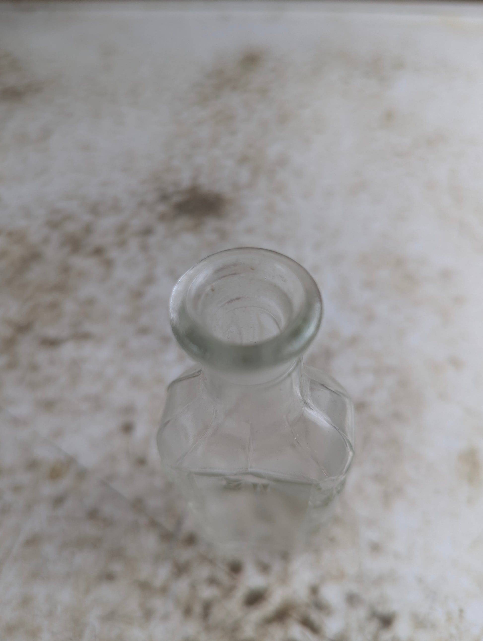 Antique 2oz Clear Glass Medicine Apothecary Bottle - view 4