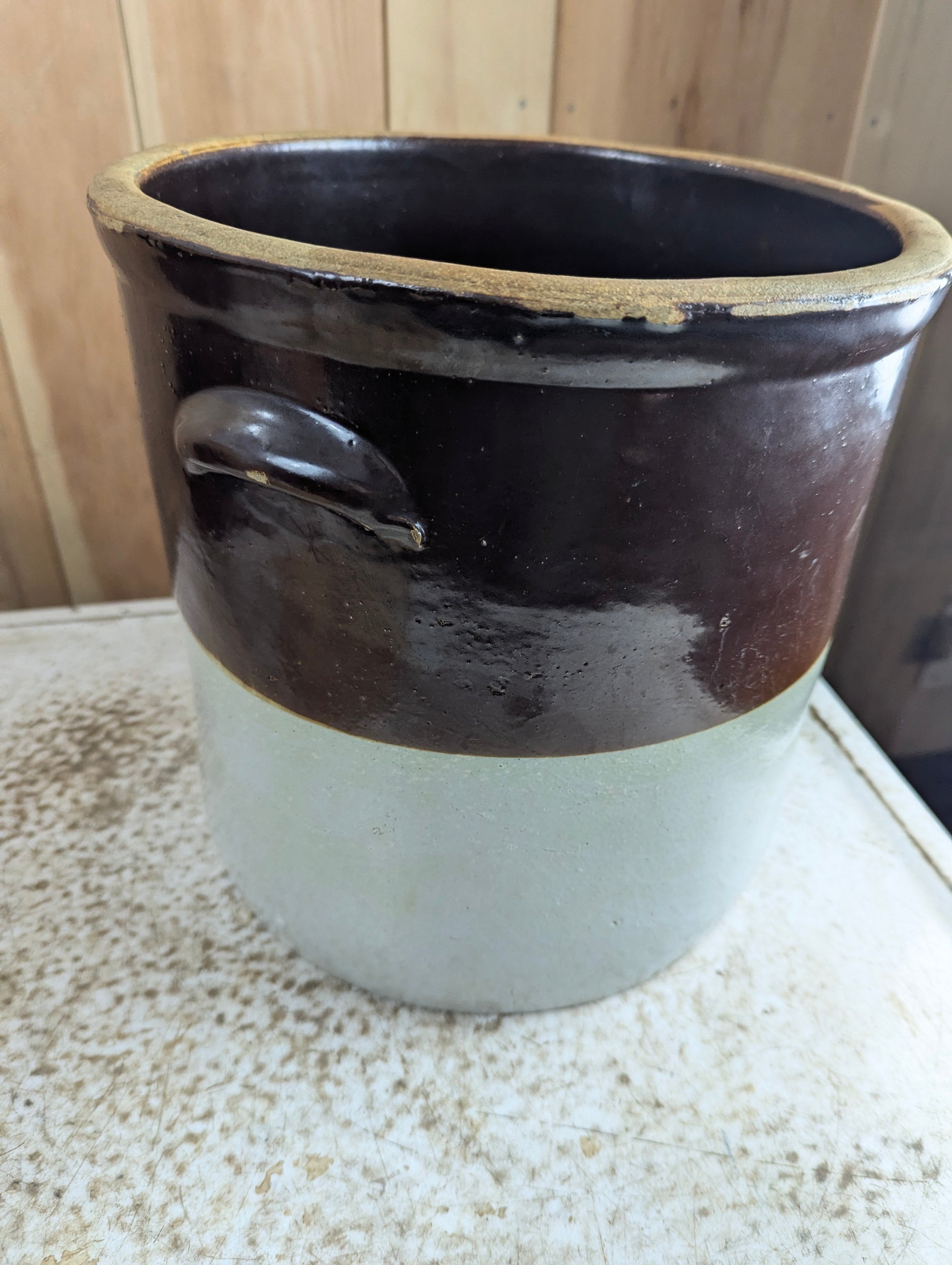 Antique #4 2-Tone Stoneware Crock with Handles and Lid - view 3