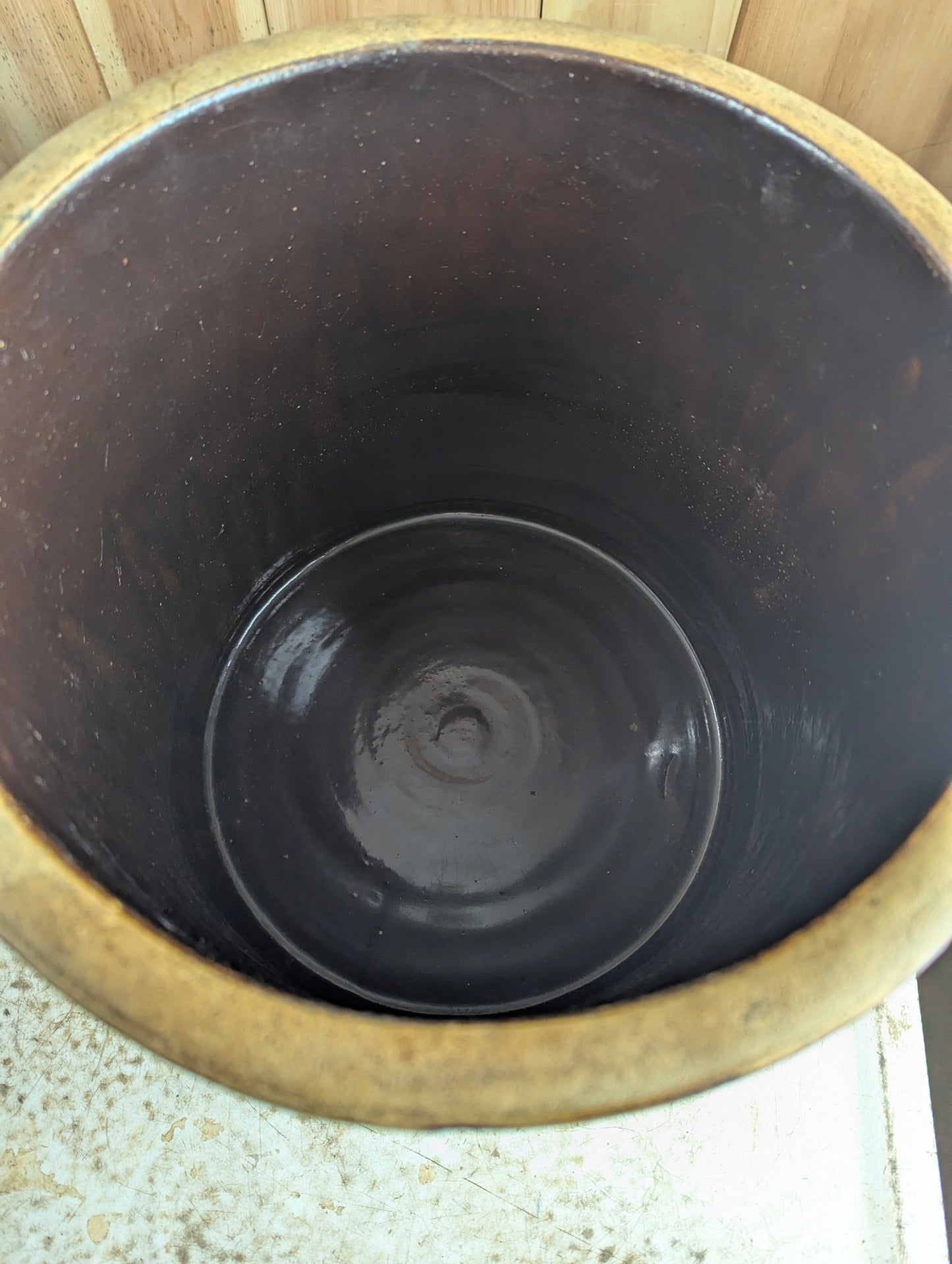 Antique #4 2-Tone Stoneware Crock with Handles and Lid - view 4