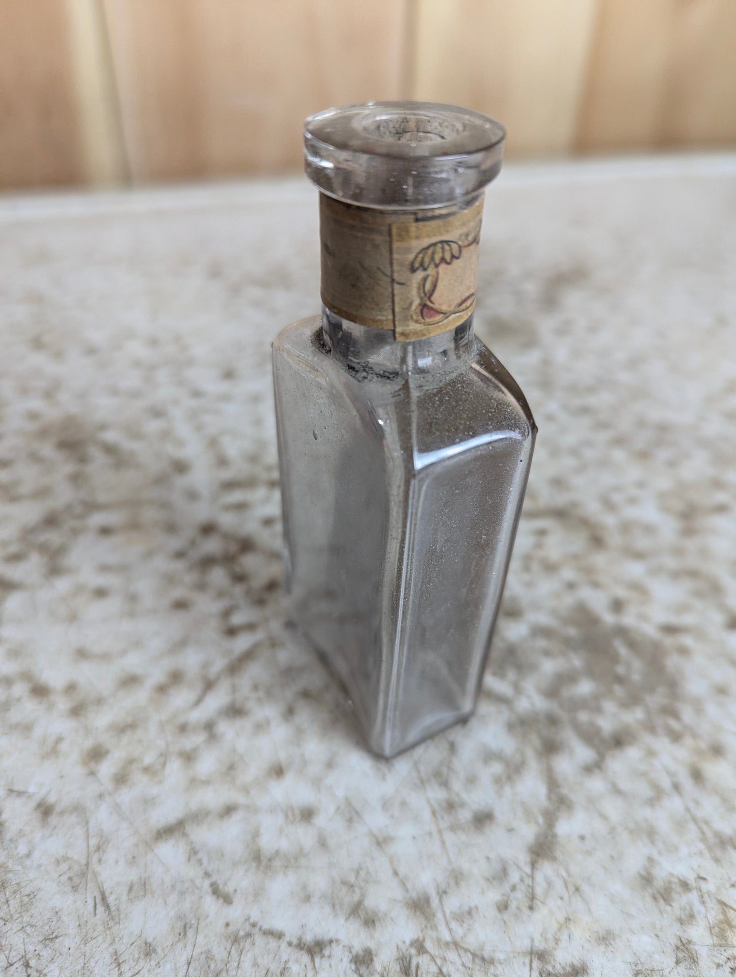 Antique Alfred Tyler Lemon Extract 1.5-Ounce Bottle - view 2