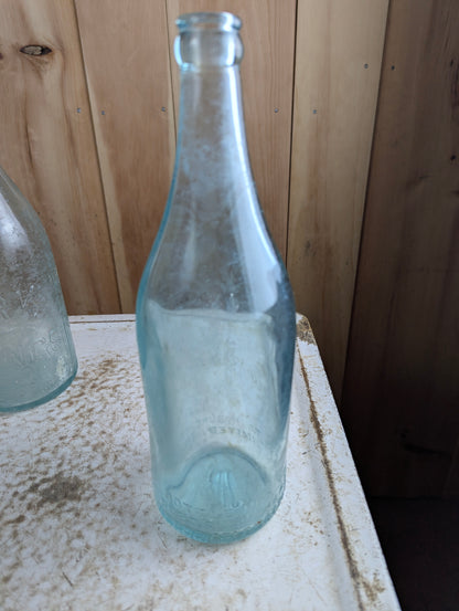 Antique Associated Bottlers Limited Toronto Embossed Aqua Blue Glass Quart Soda Bottle