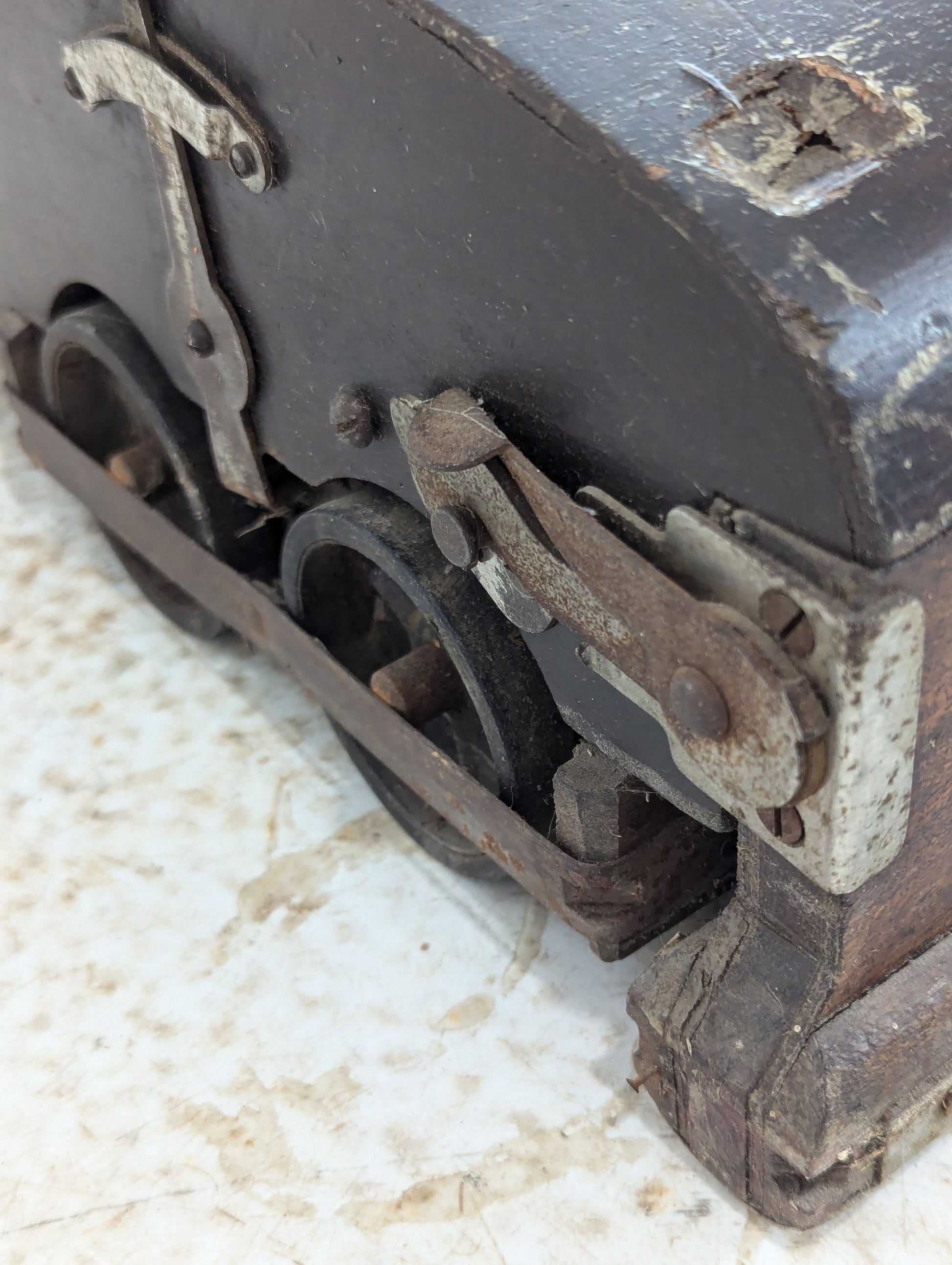 Antique Bissell Superba Vacuum Sweeper - view 4