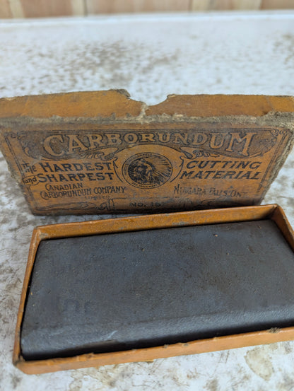 Antique Carborundum No 181 Sharpening Medium Slip Sharpening Stone in Original Box - view 2