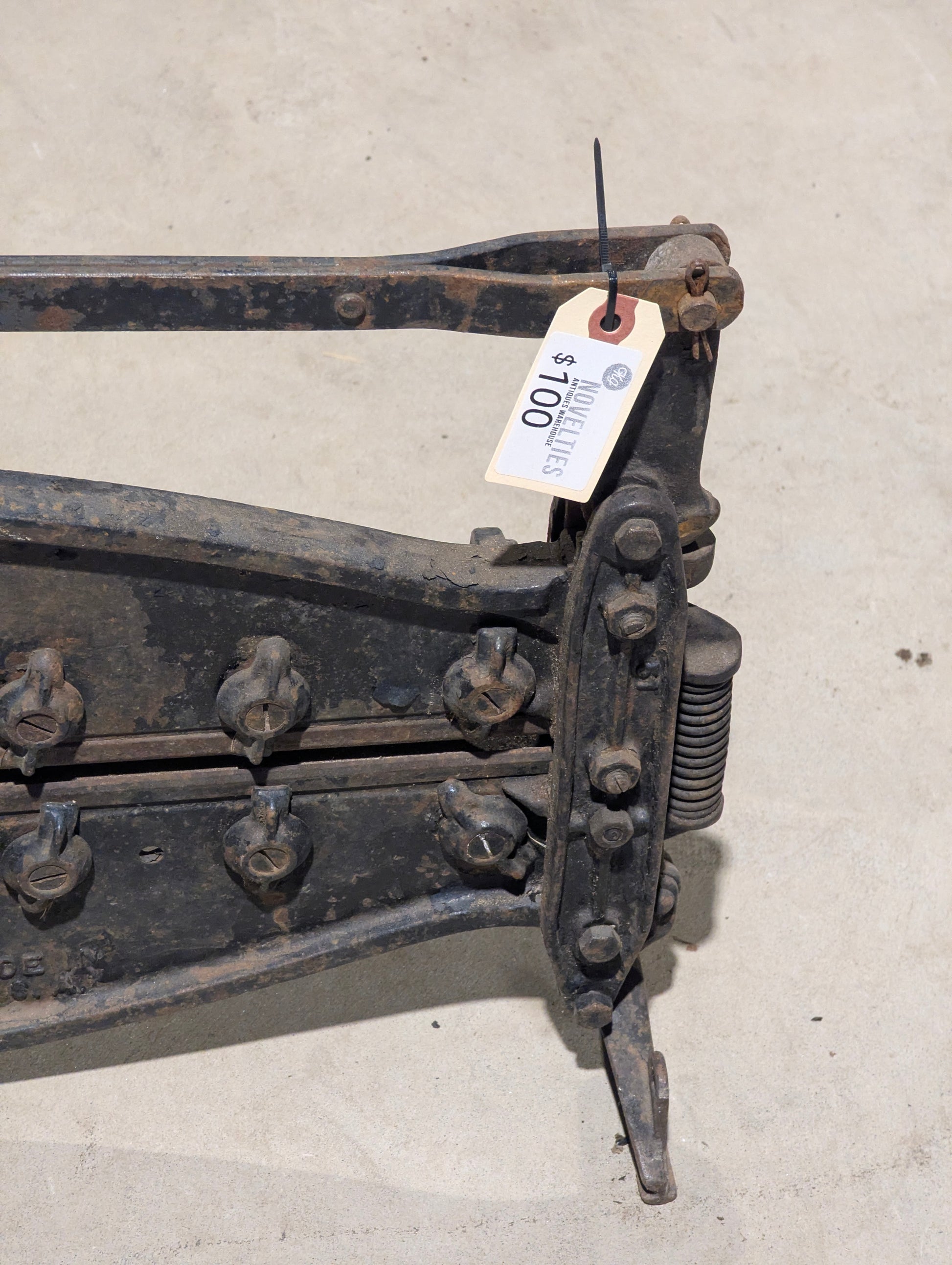Antique Cast Iron Asbestos Shingle Cutter - view 6