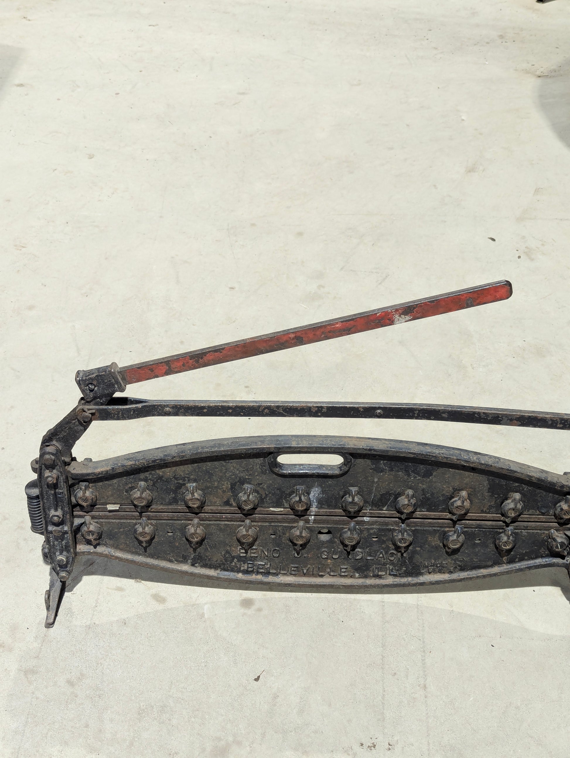 Antique Cast Iron Asbestos Shingle Cutter - view 7