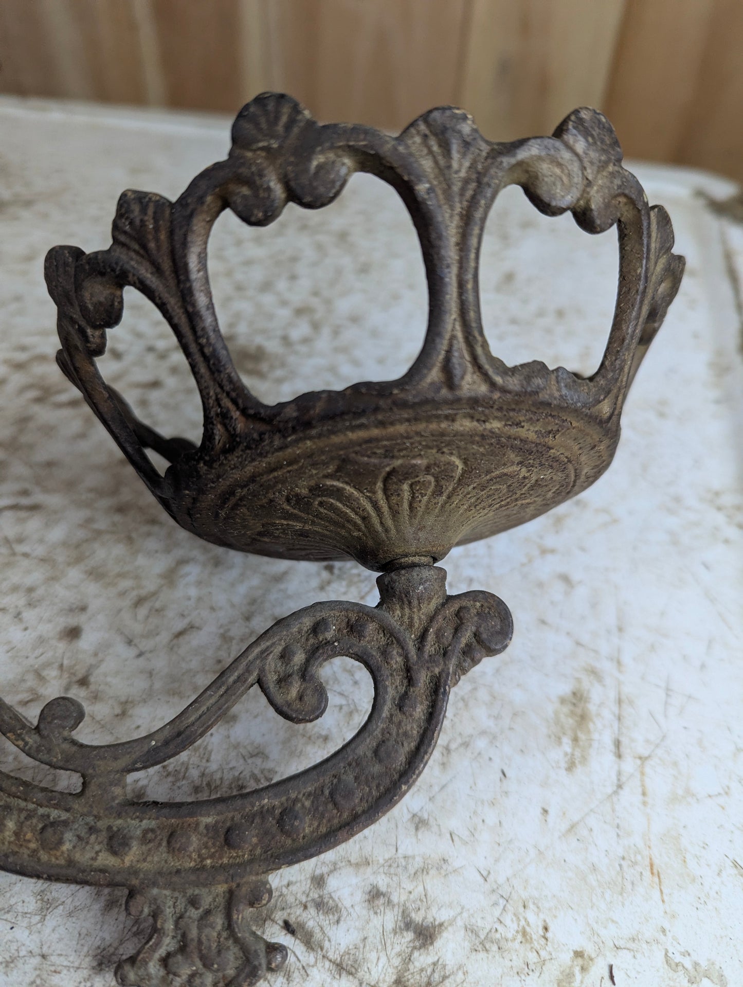 Antique Cast Iron Wall Sconce Oil Lamp Bracket - view 3