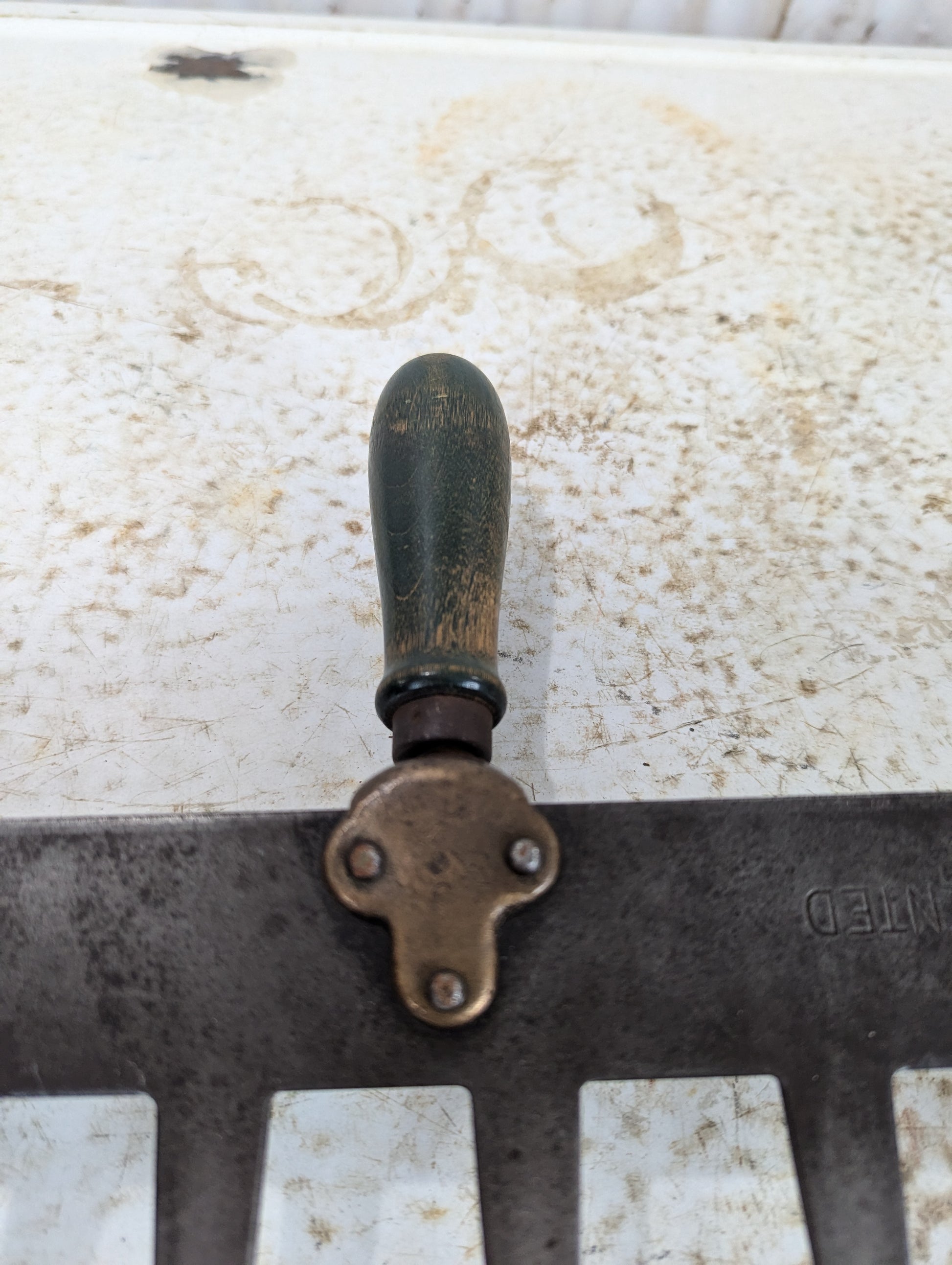 Antique Chandler Cyclone Manual Hedge Trimmer - view 6
