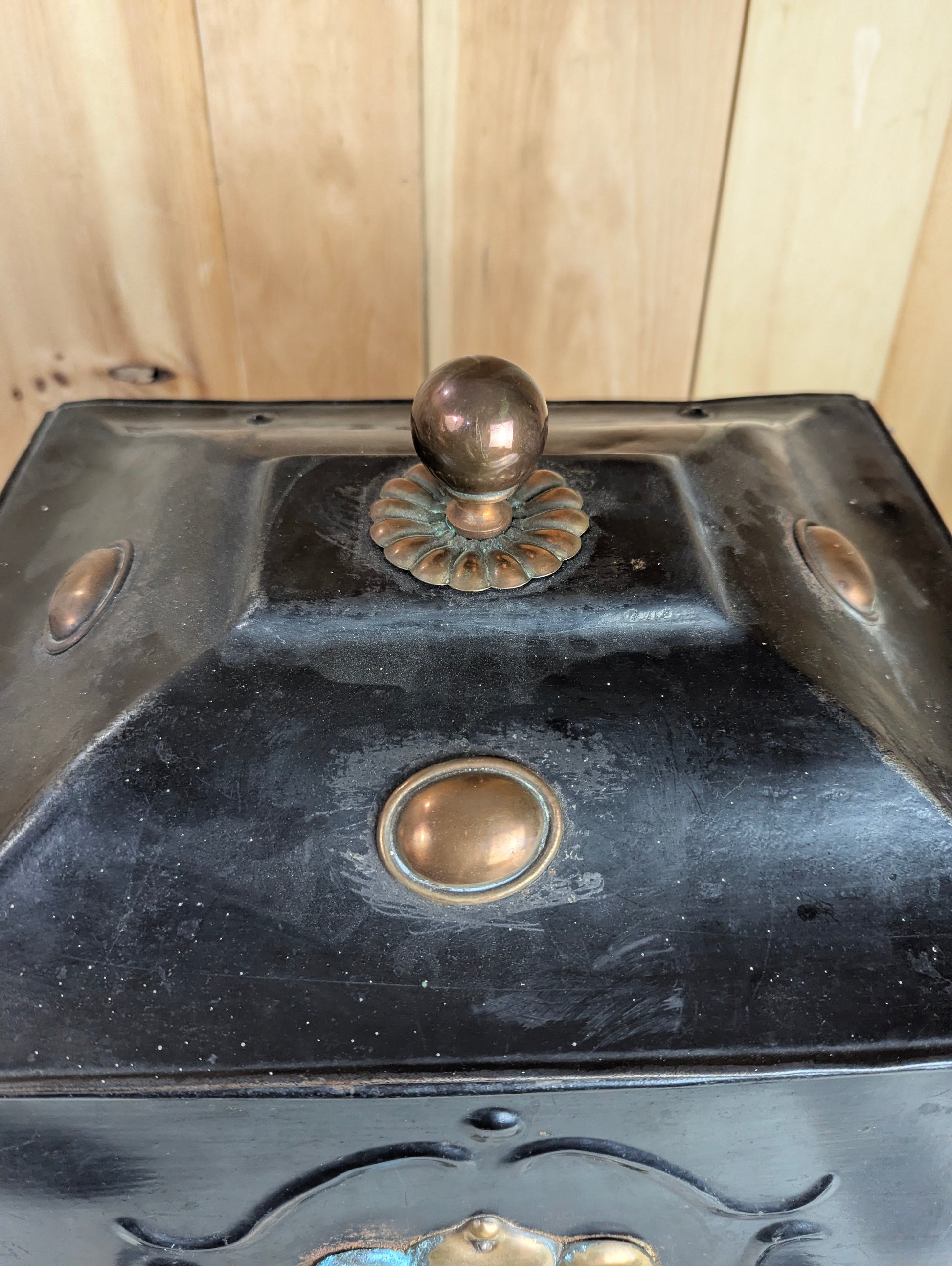 Antique Coal Scuttle Box - view 2