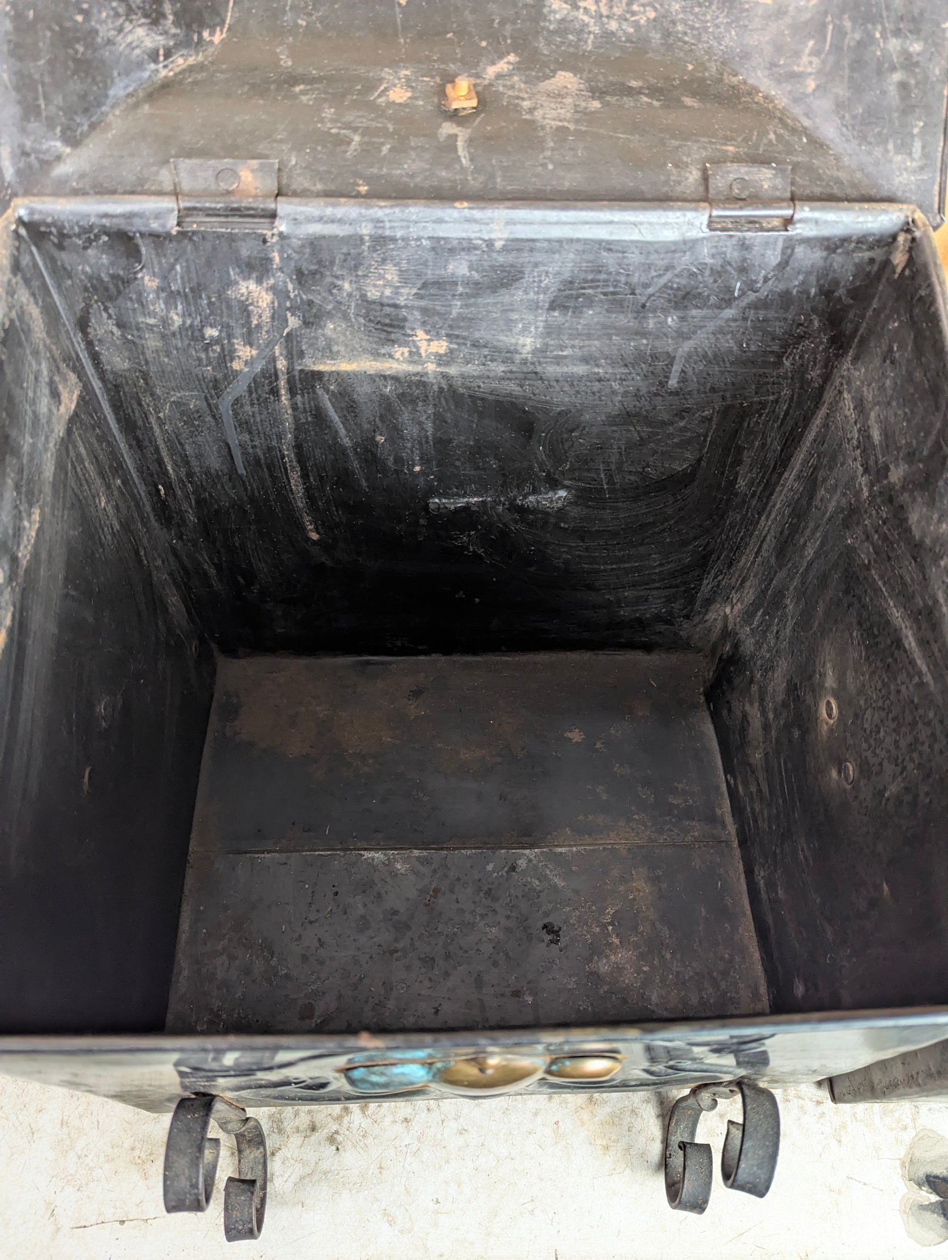 Antique Coal Scuttle Box - view 8