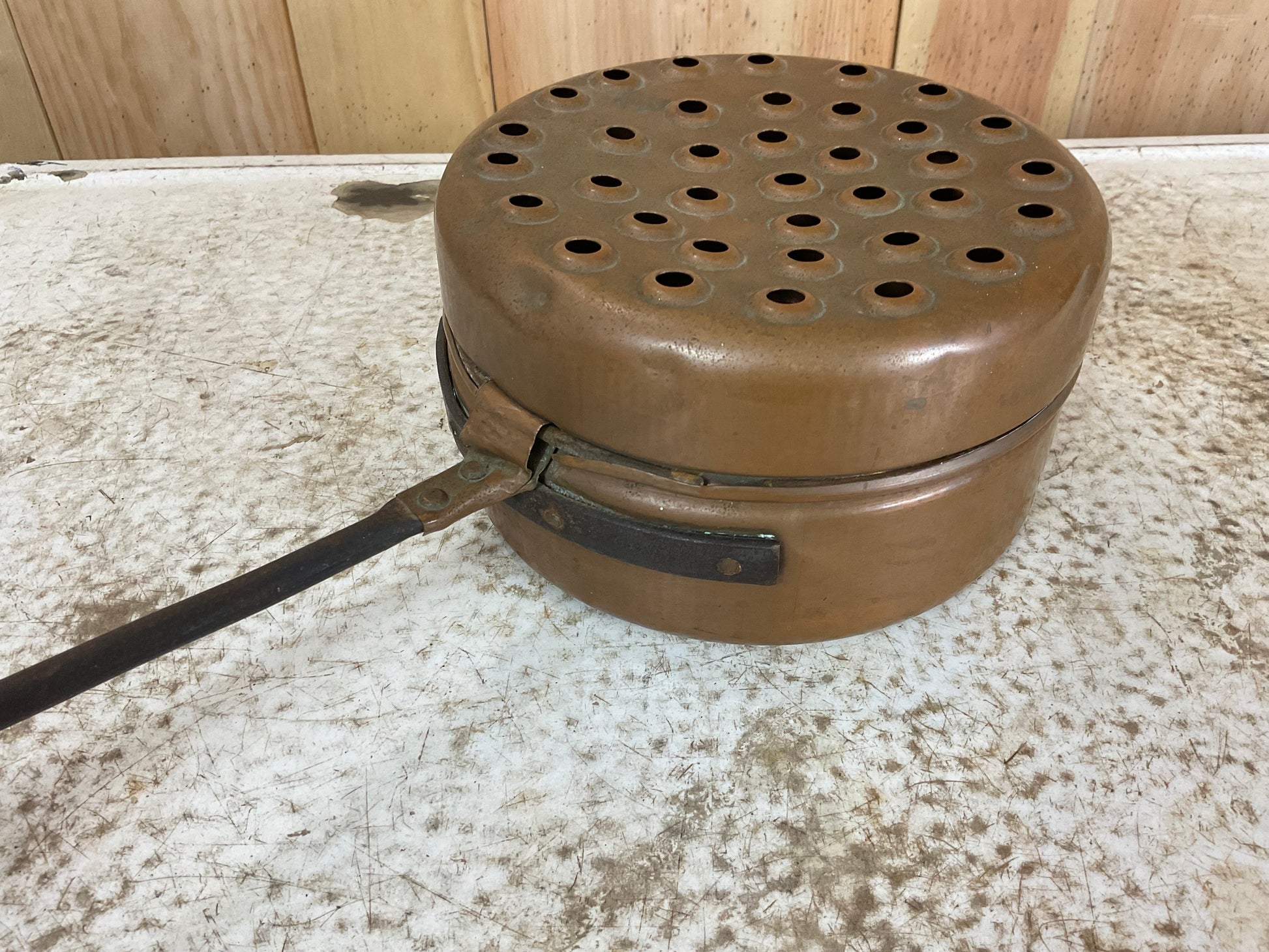 Antique Copper Bed Warmer with Metal Handle - view 2