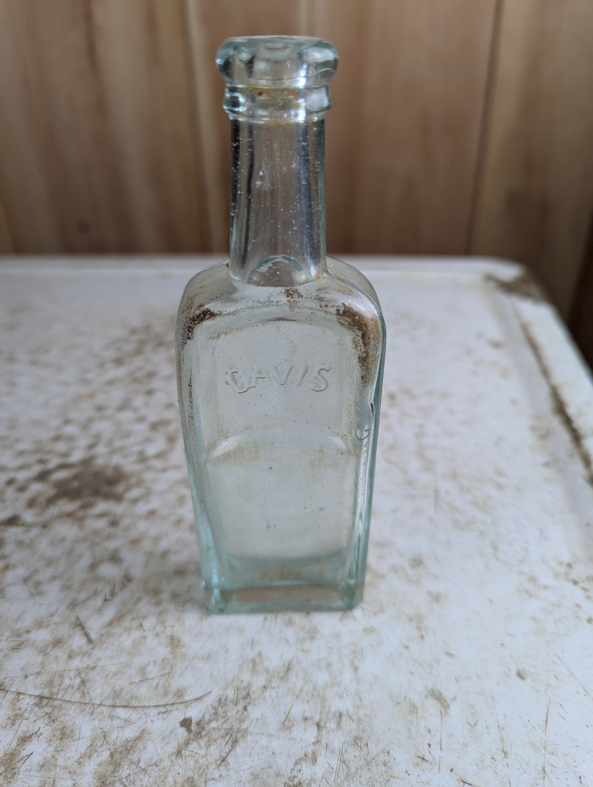 Antique Davis Vegetable Pain Killer Aqua Glass Patent Medicine Bottle
