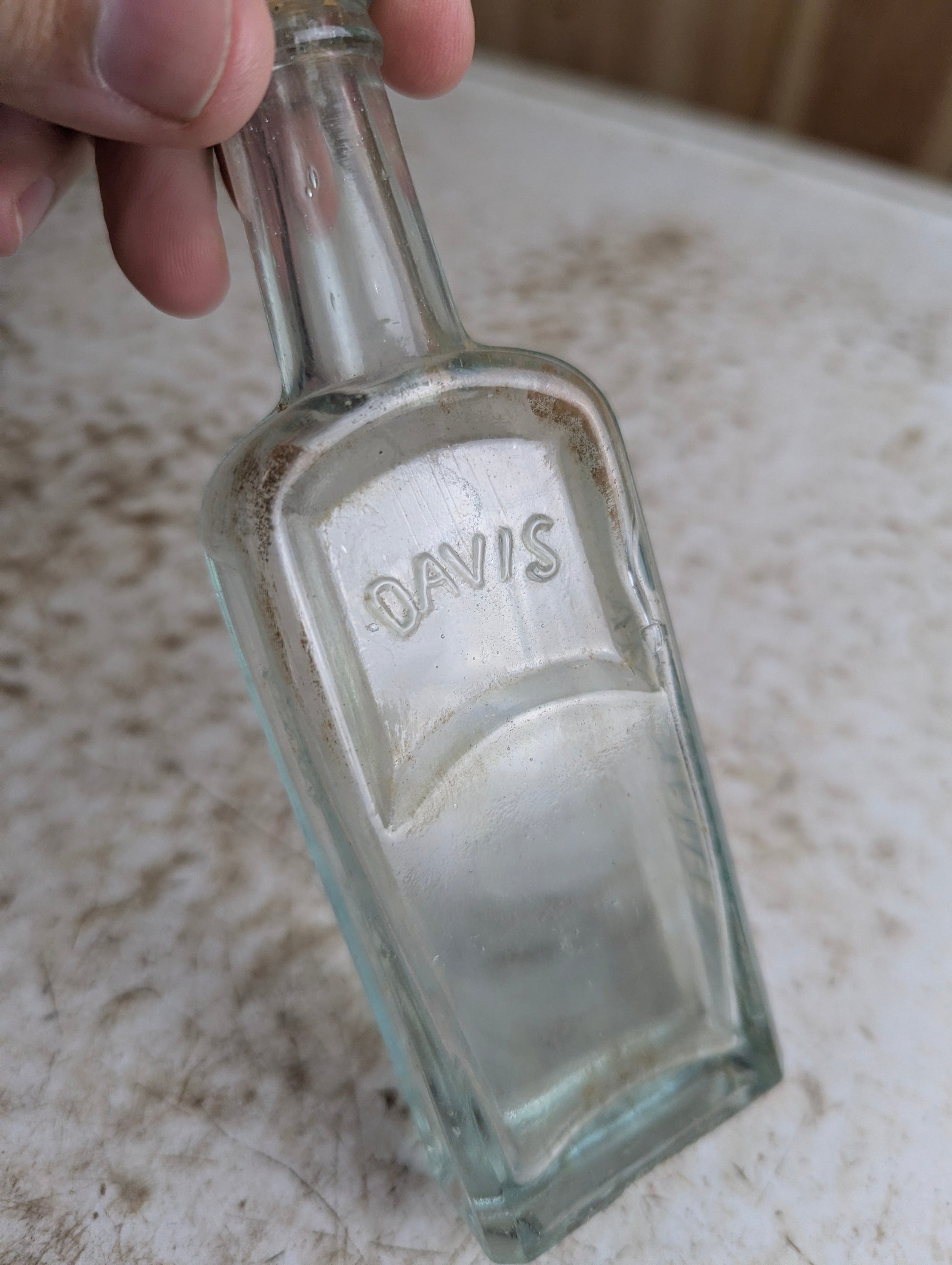 Antique Davis Vegetable Pain Killer Aqua Glass Patent Medicine Bottle - view 2