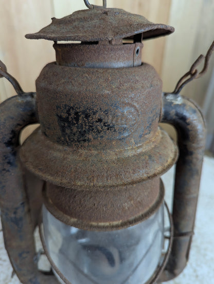 Antique Dietz Carriage Oil Lantern - view 3