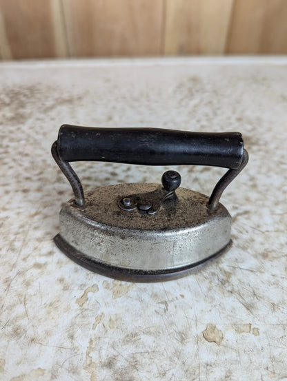 Antique Dover 912 Child's Sad Iron