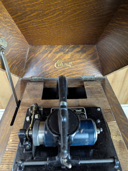 Antique Edison Amerbola Cylinder Phonograph with over 90 Cylinder Records - view 2