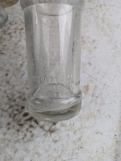 Antique Gold Seal Coca-Cola Canada 6oz Embossed Glass Soda Bottle - view 4