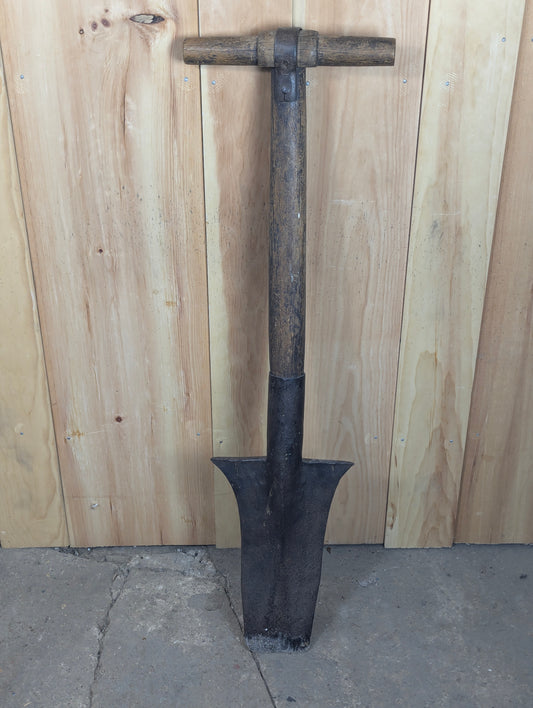 Antique Hand-Forged 19th Century Peat Earthworks Spade