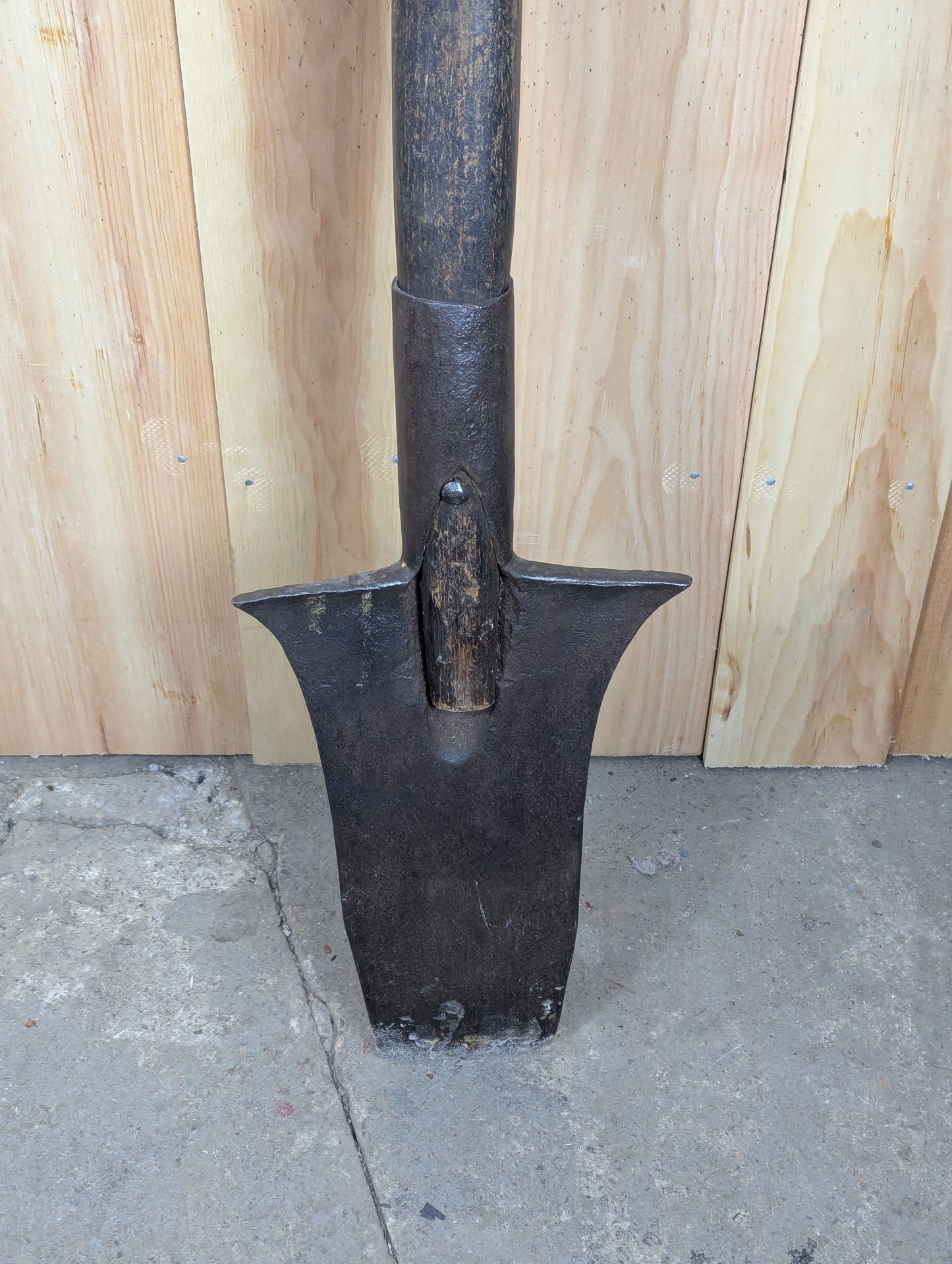 Antique Hand-Forged 19th Century Peat Earthworks Spade - view 2