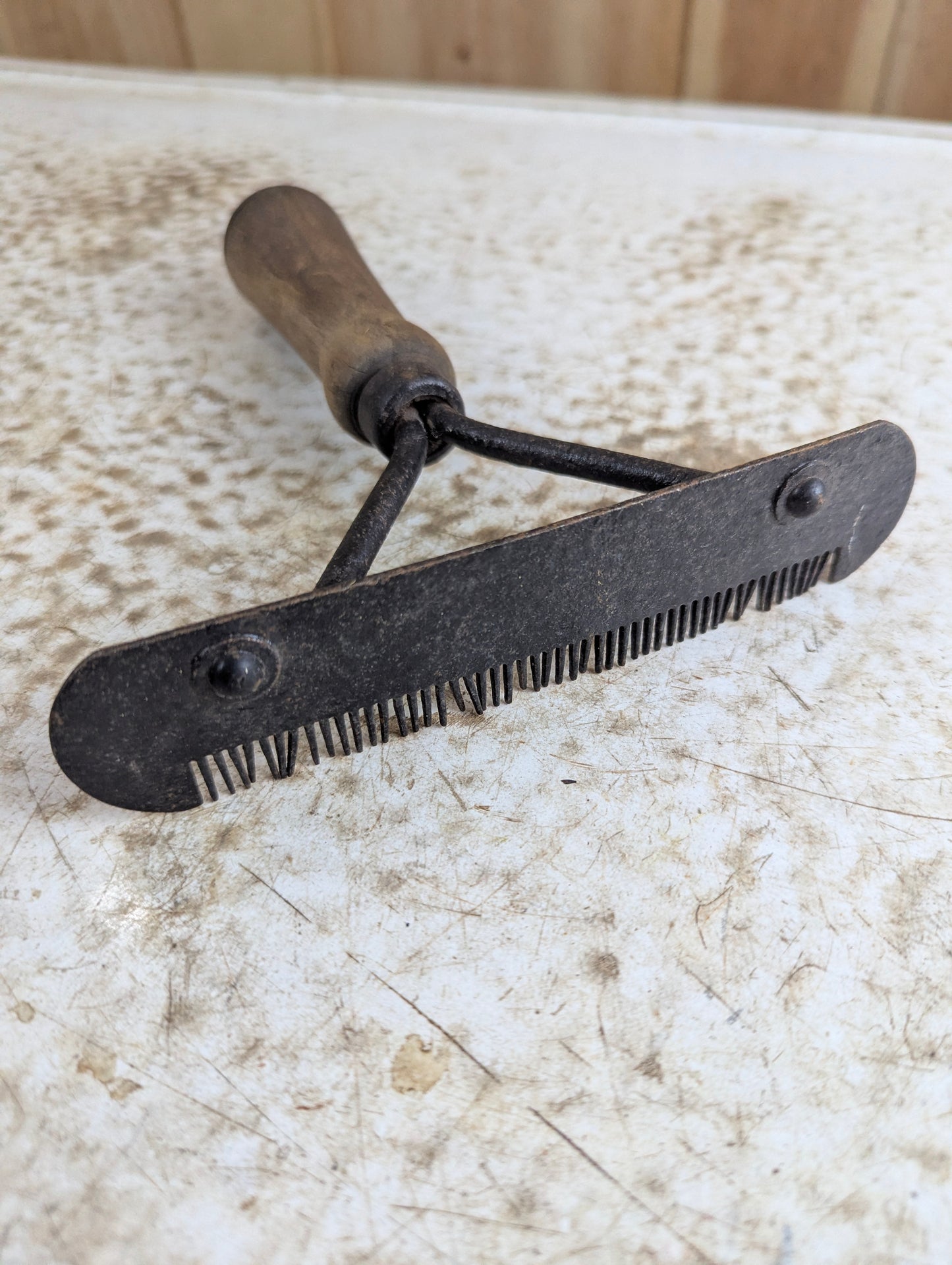 Antique Iron Horse Grooming Curry Comb - view 3