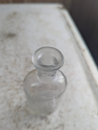 Antique J.H. Hallet Druggist Toronto Clear Manganese Glass Apothecary Medicine Bottle - view 6