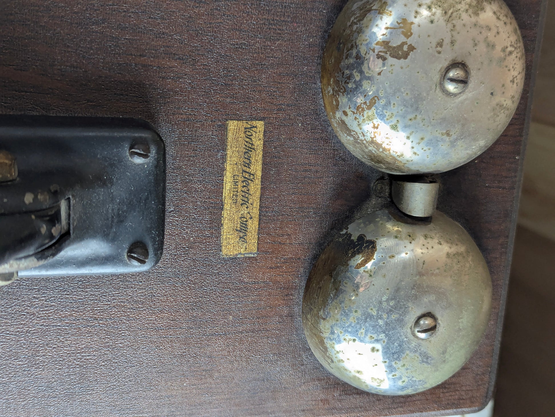 Antique Northern Electric Oak N317-G Long Box Telephone Set with Working Ringer - view 5