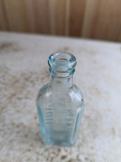 Antique Northrop and Lyman S.N. Thomas Eclectric Oil Aqua Glass Patent Medicine Bottle - view 5