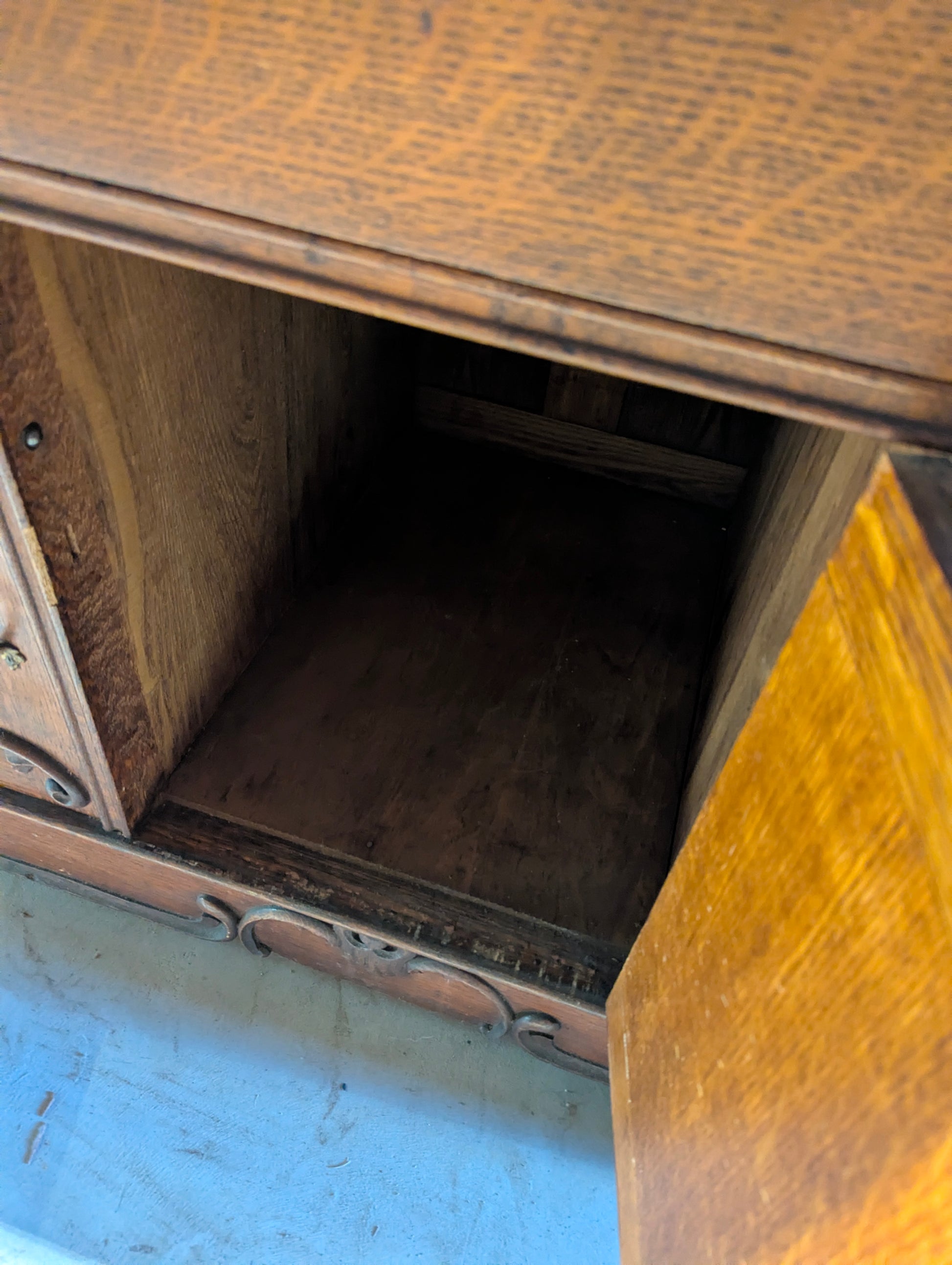 Antique Oak Buffet with Bevelled Mirror - view 10