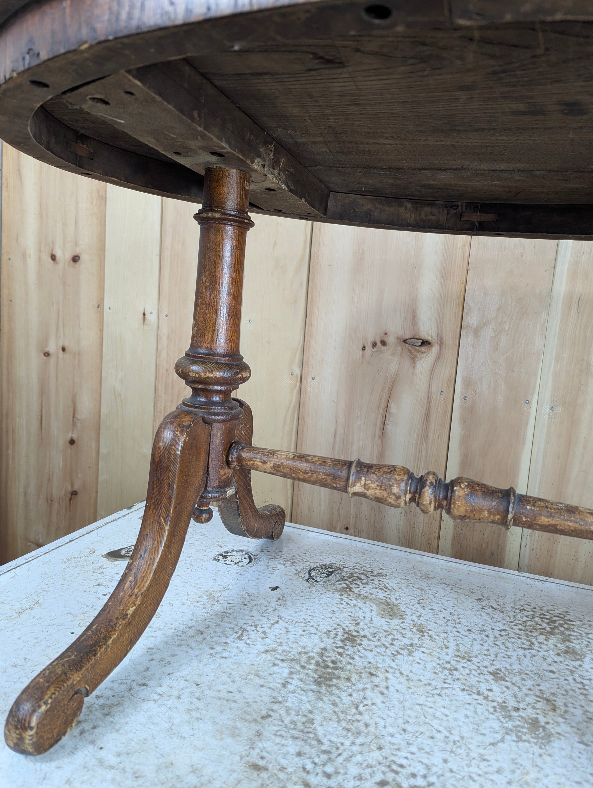 Antique Oval Oak Coffee Table - view 5