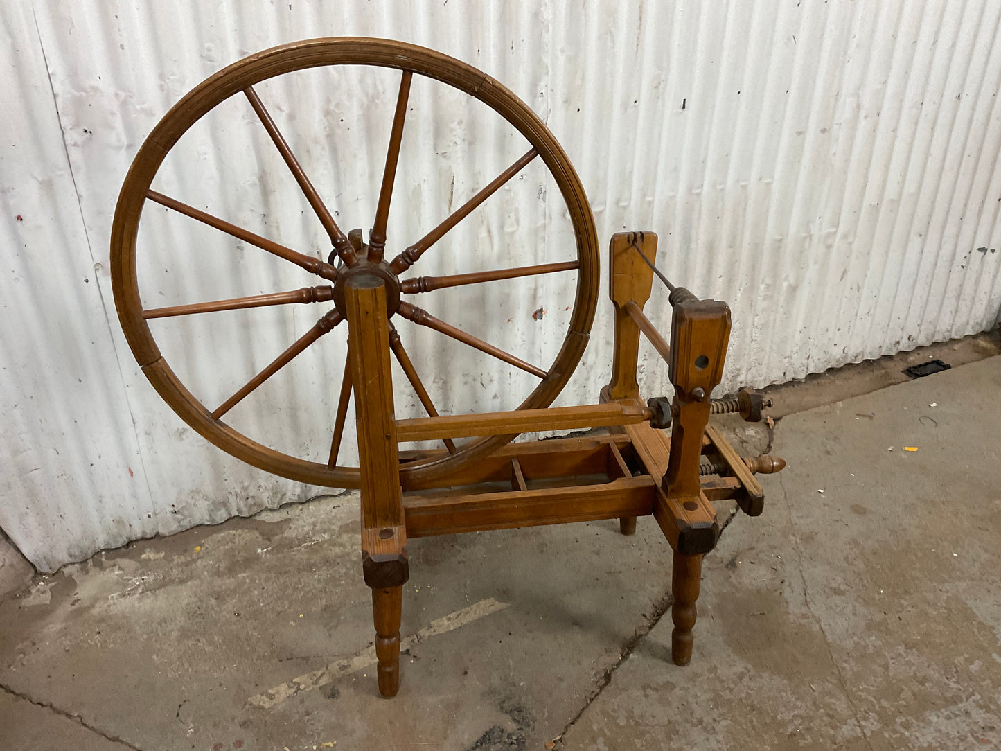 Antique Spinning Wheel - view 10