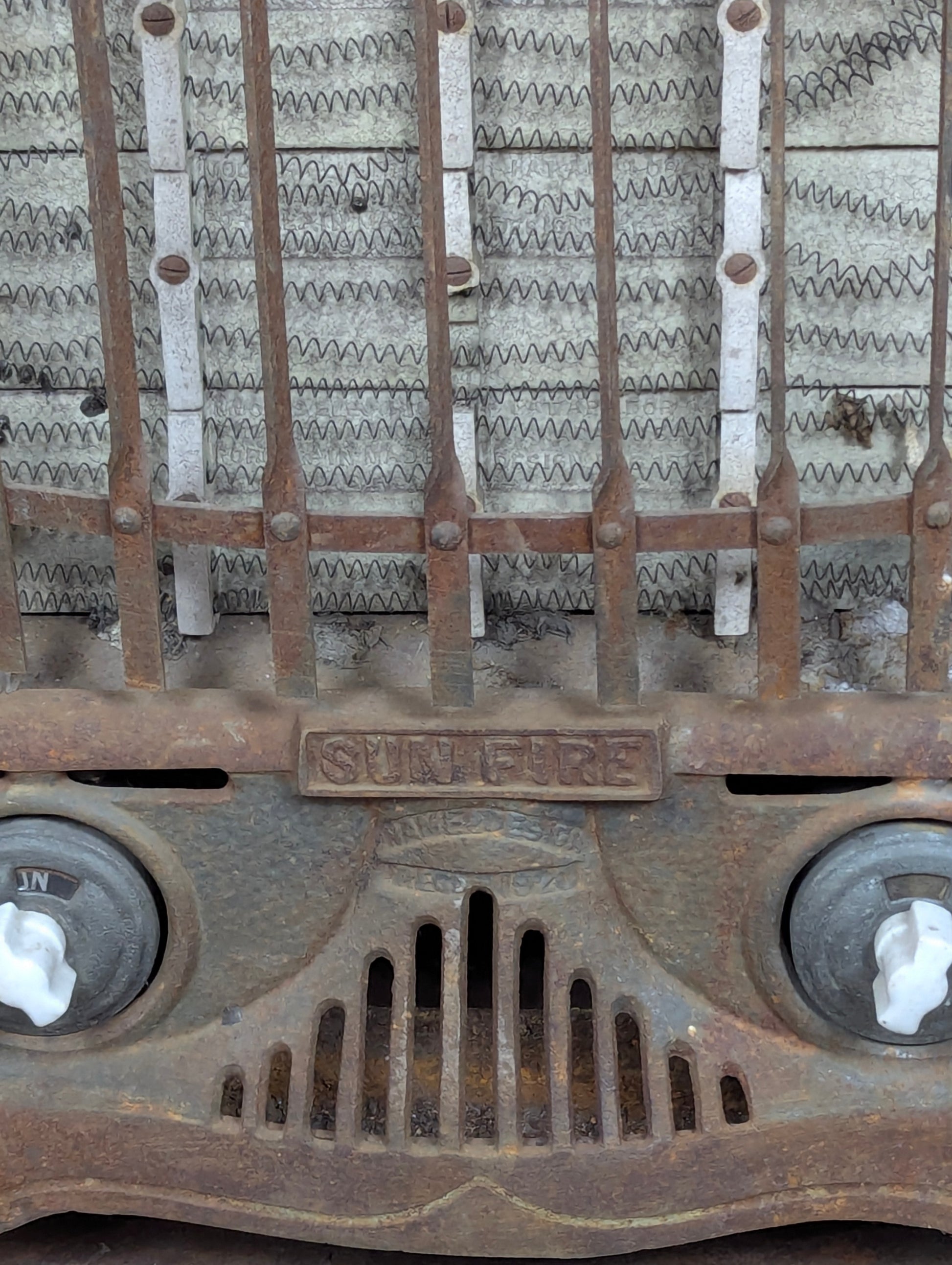 Antique Sunfire Fireplace Insert Electric Heater - view 3