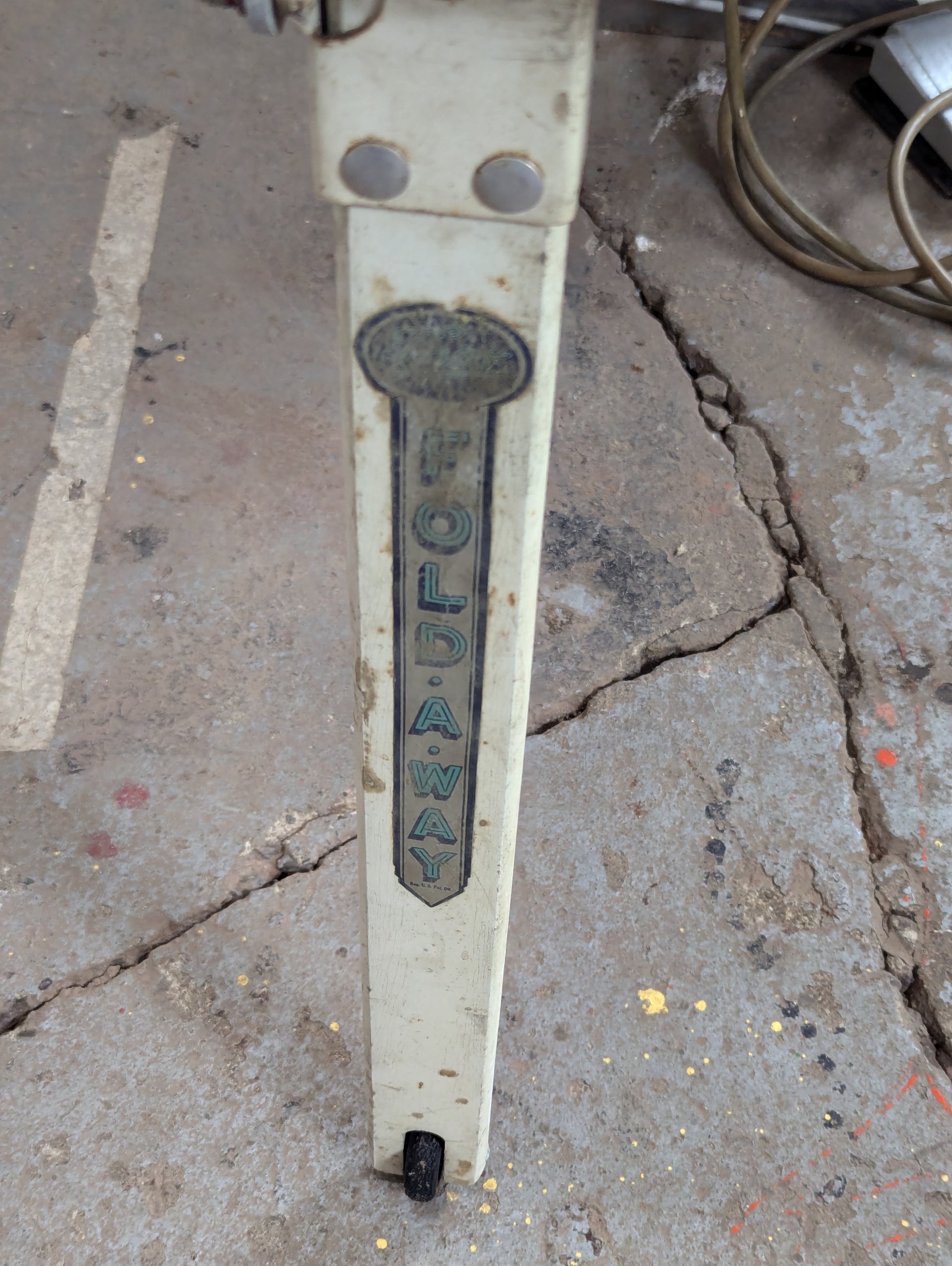 Antique Thor Rotary Iron Model 631 - view 6