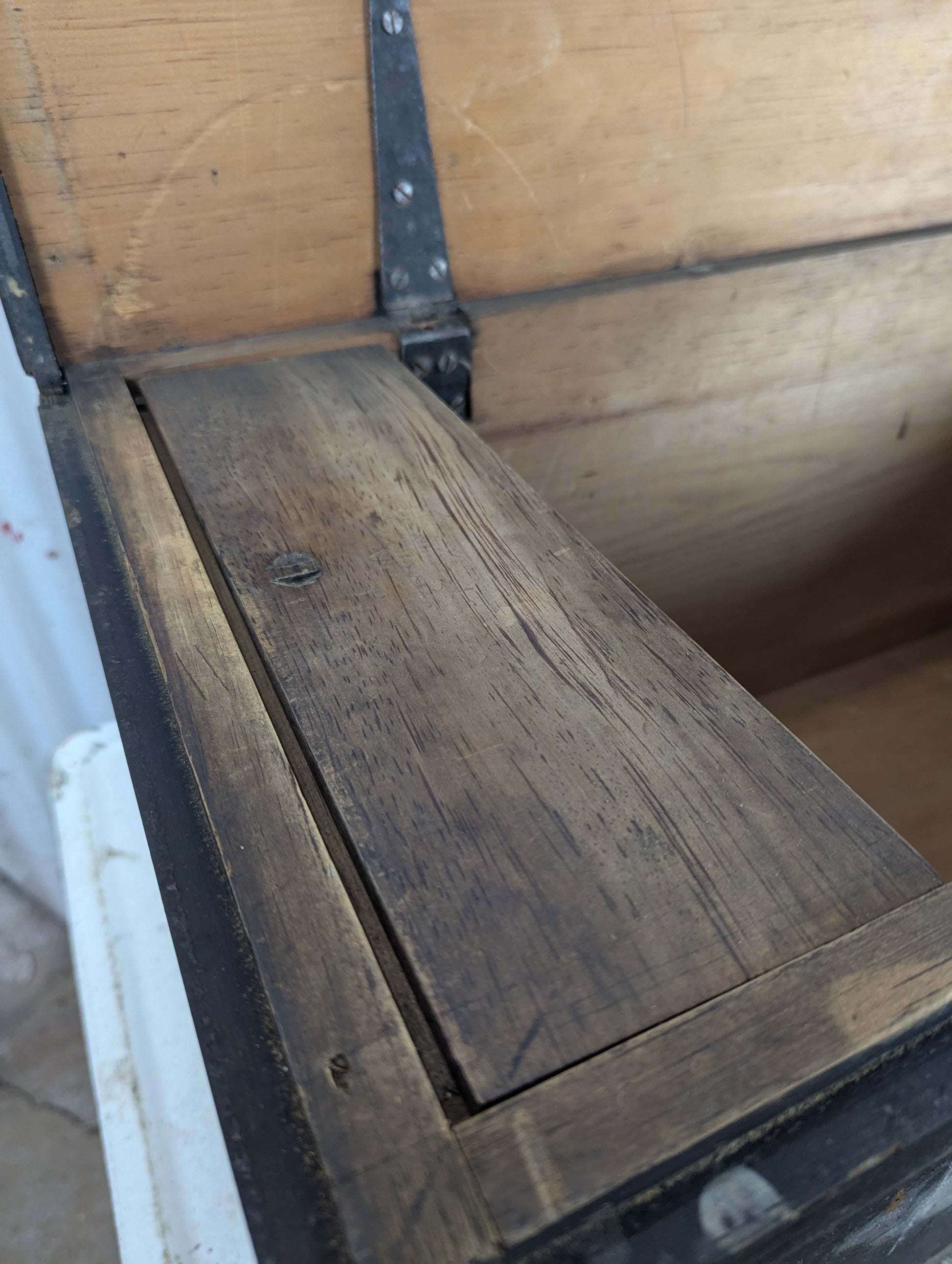 Antique Wooden Carpenter’s Trunk - view 10