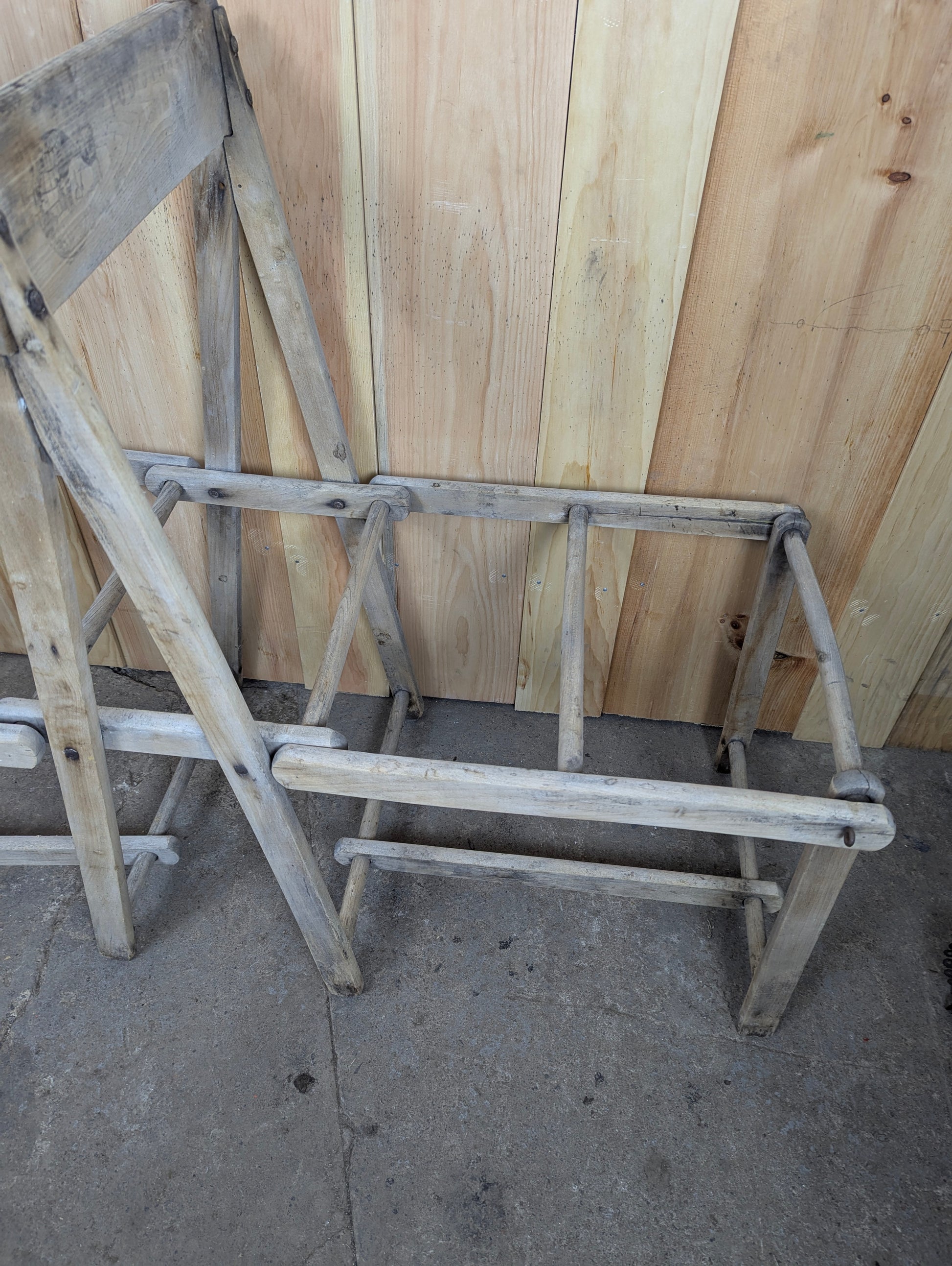 Antique Wooden Foldable Washtub Stand - view 3