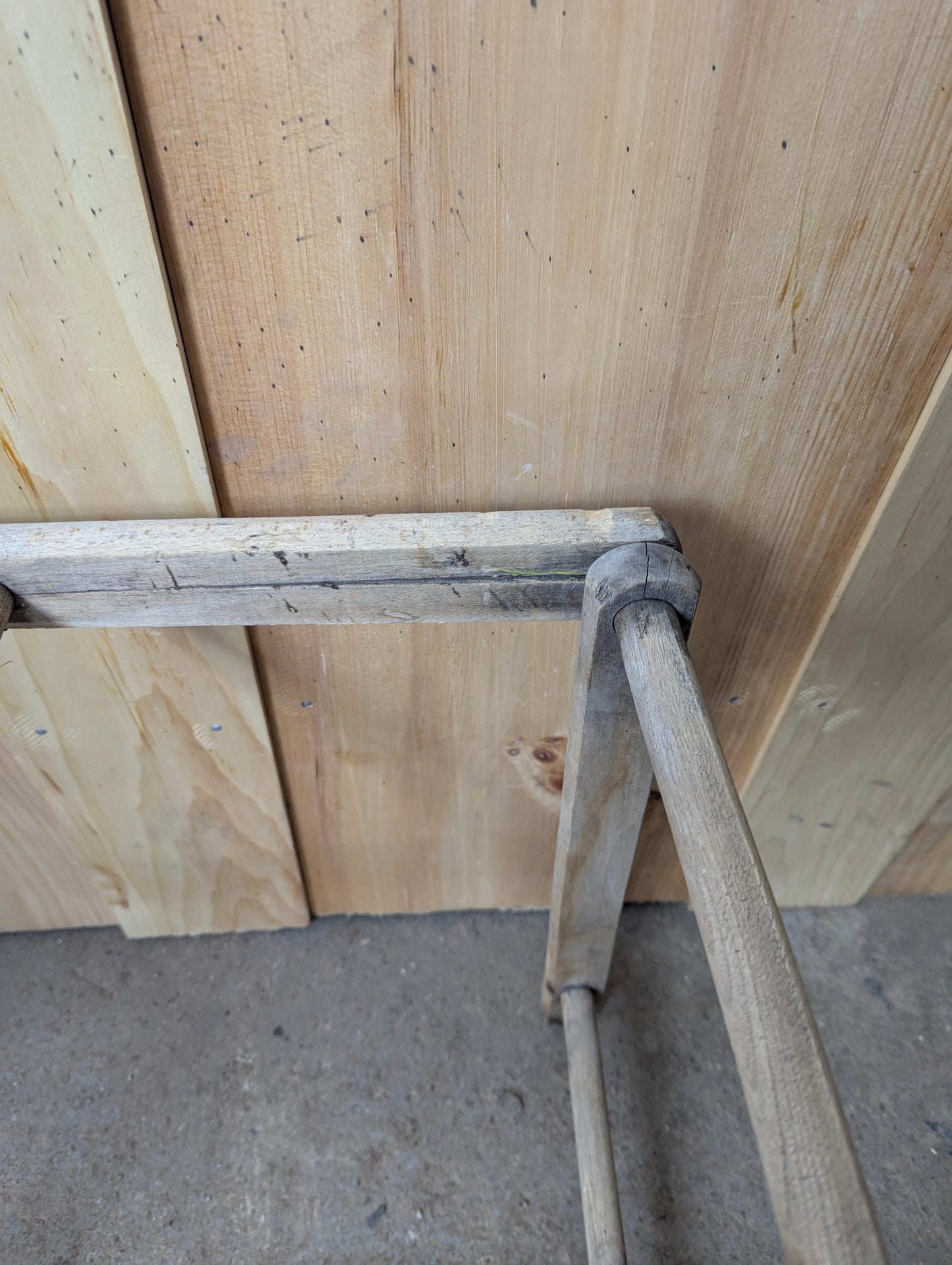 Antique Wooden Foldable Washtub Stand - view 5