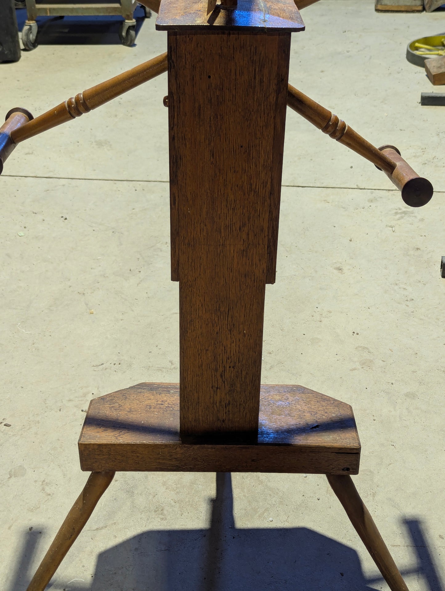 Antique Wooden Yarn Winder Clock Reel Weasel - view 3
