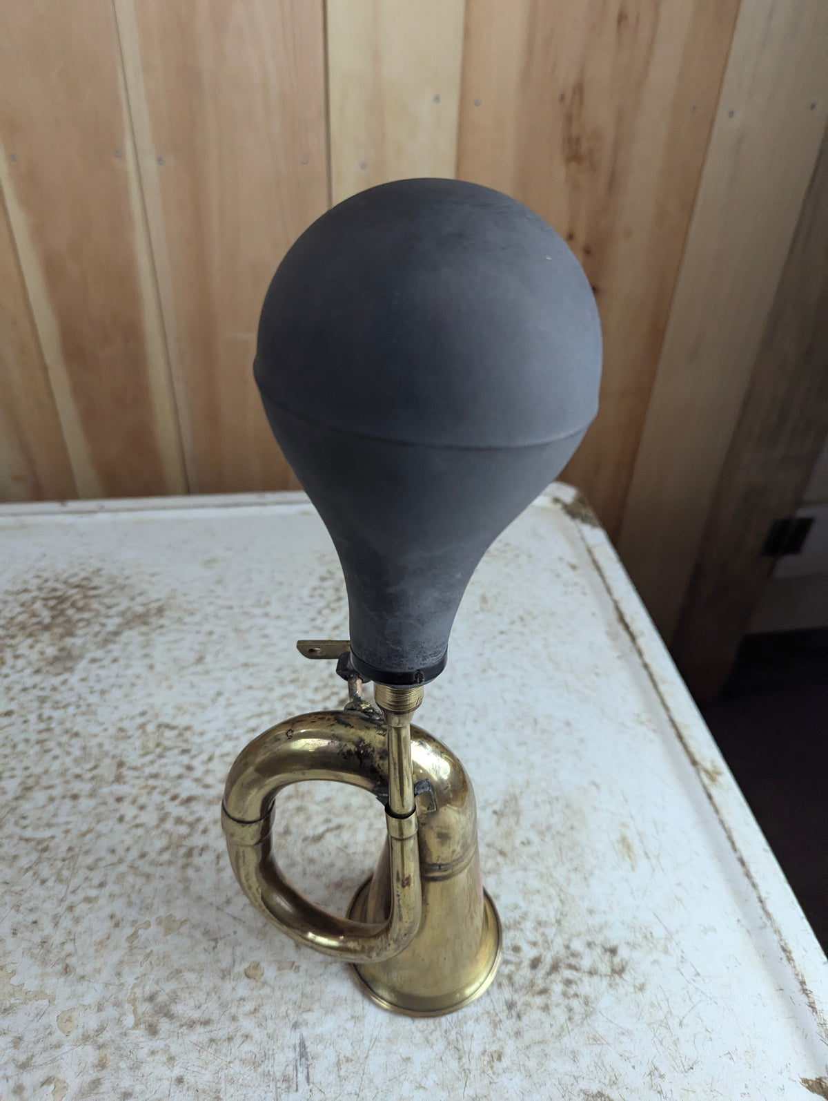Brass Replica Vintage Car Horn with Bulb - view 3