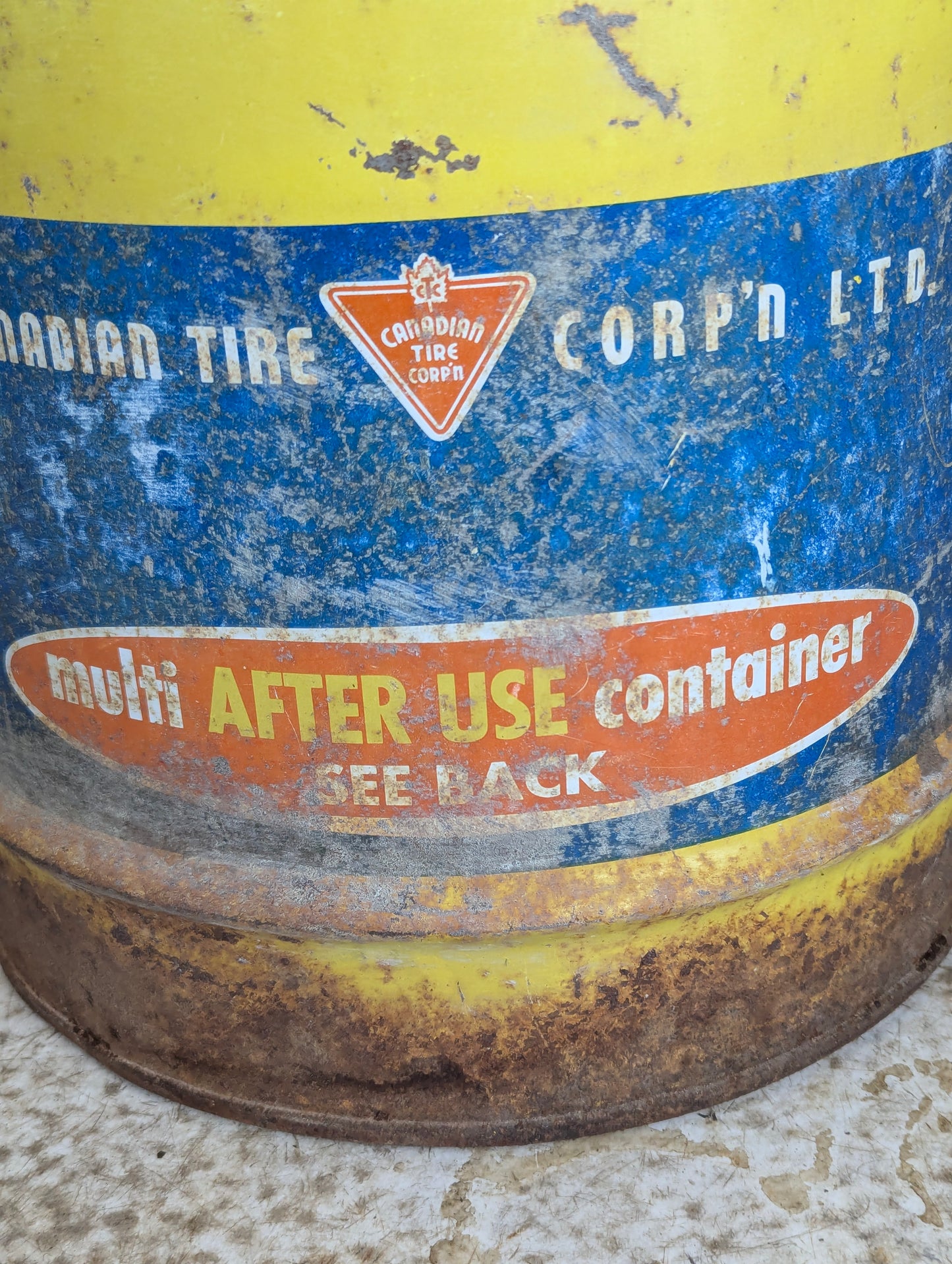 Canadian Tire Oil Can - view 3