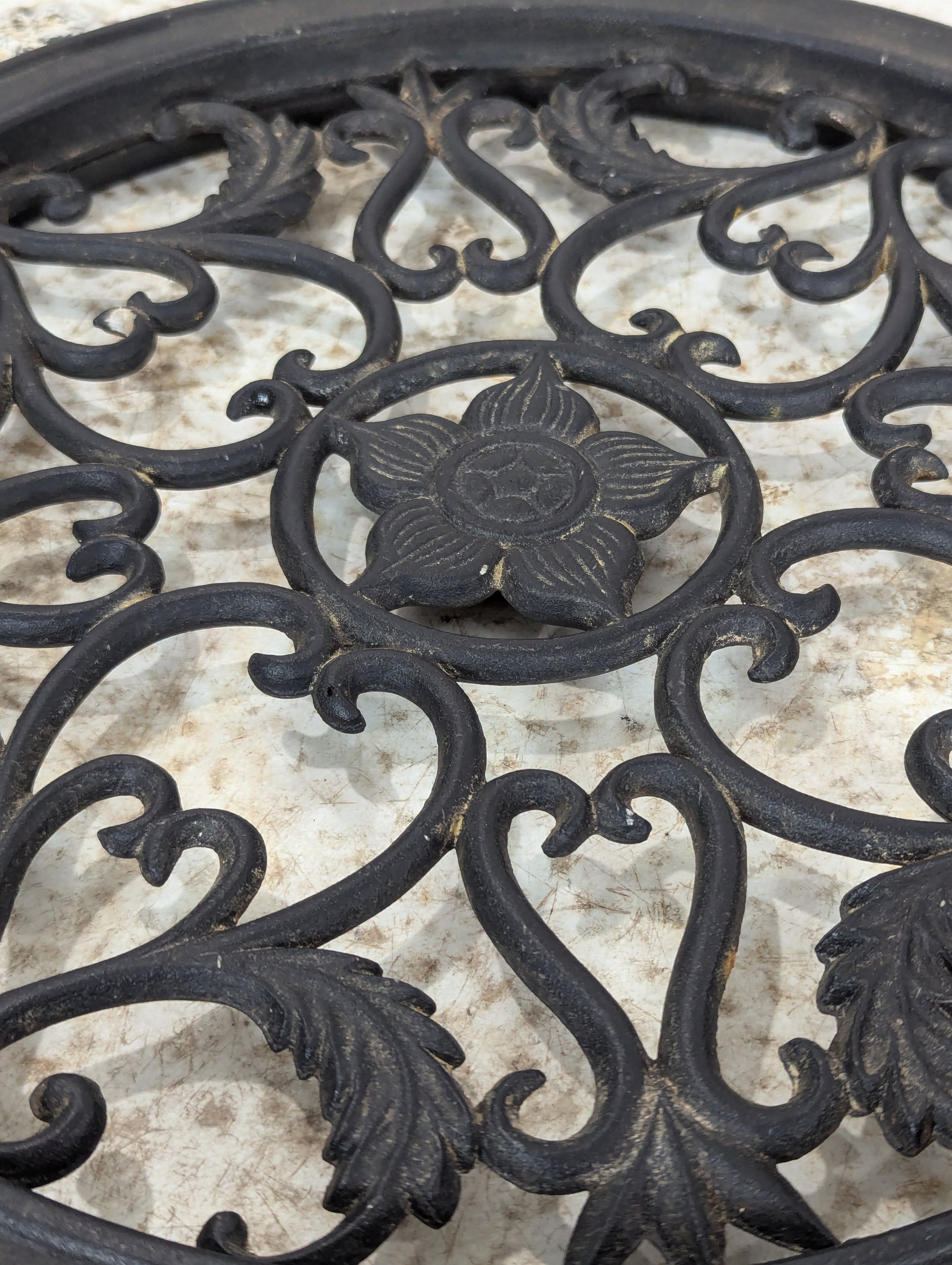 Cast Aluminum Gate Fence Decor Insert - view 3