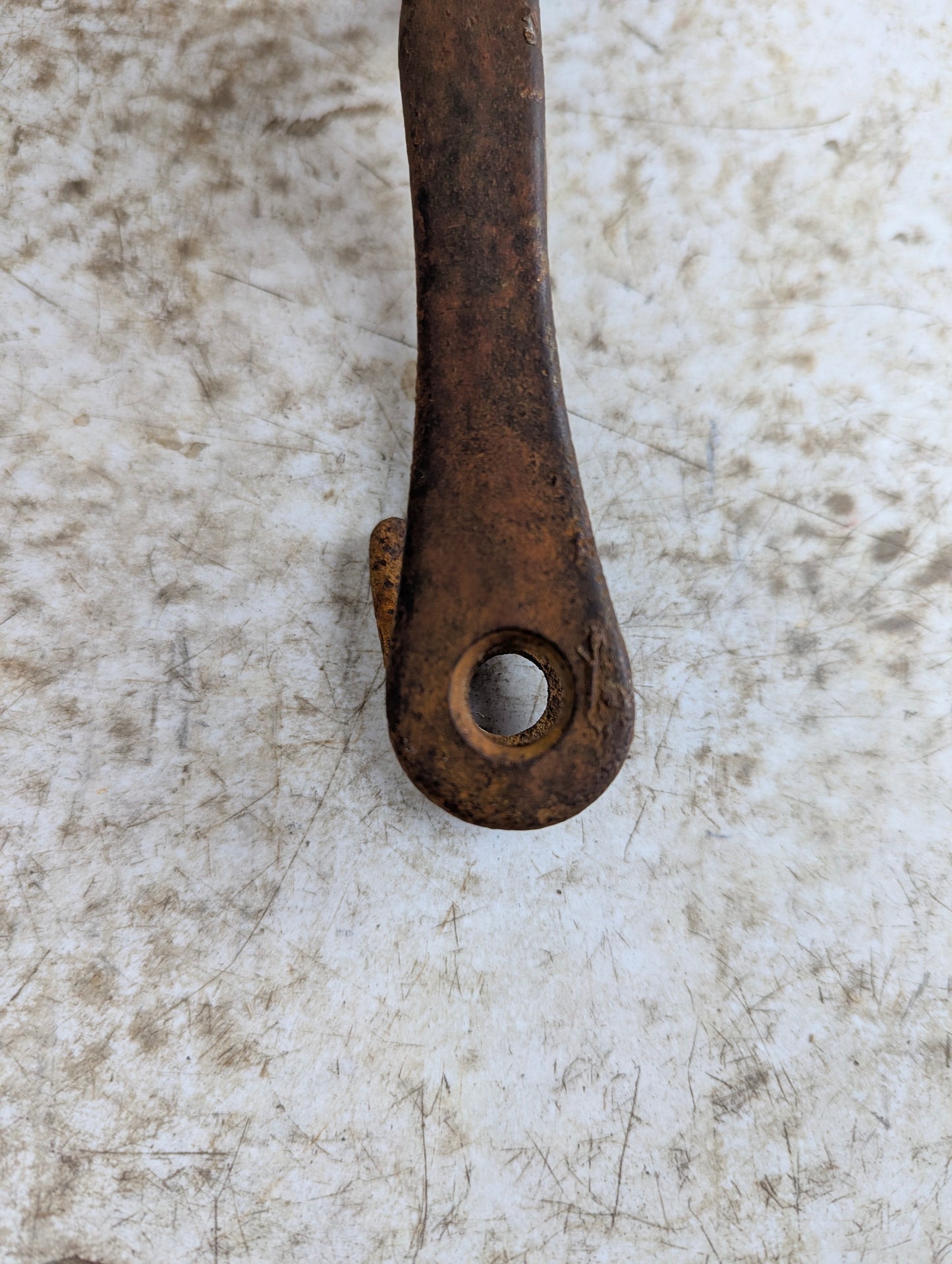 Cast Iron Bull Nose Lead Cattle Pliers - view 3