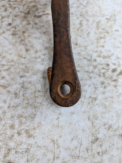 Cast Iron Bull Nose Lead Cattle Pliers - view 3