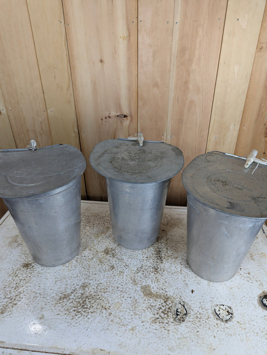 Dominion & Grimm Sap Buckets with Lids