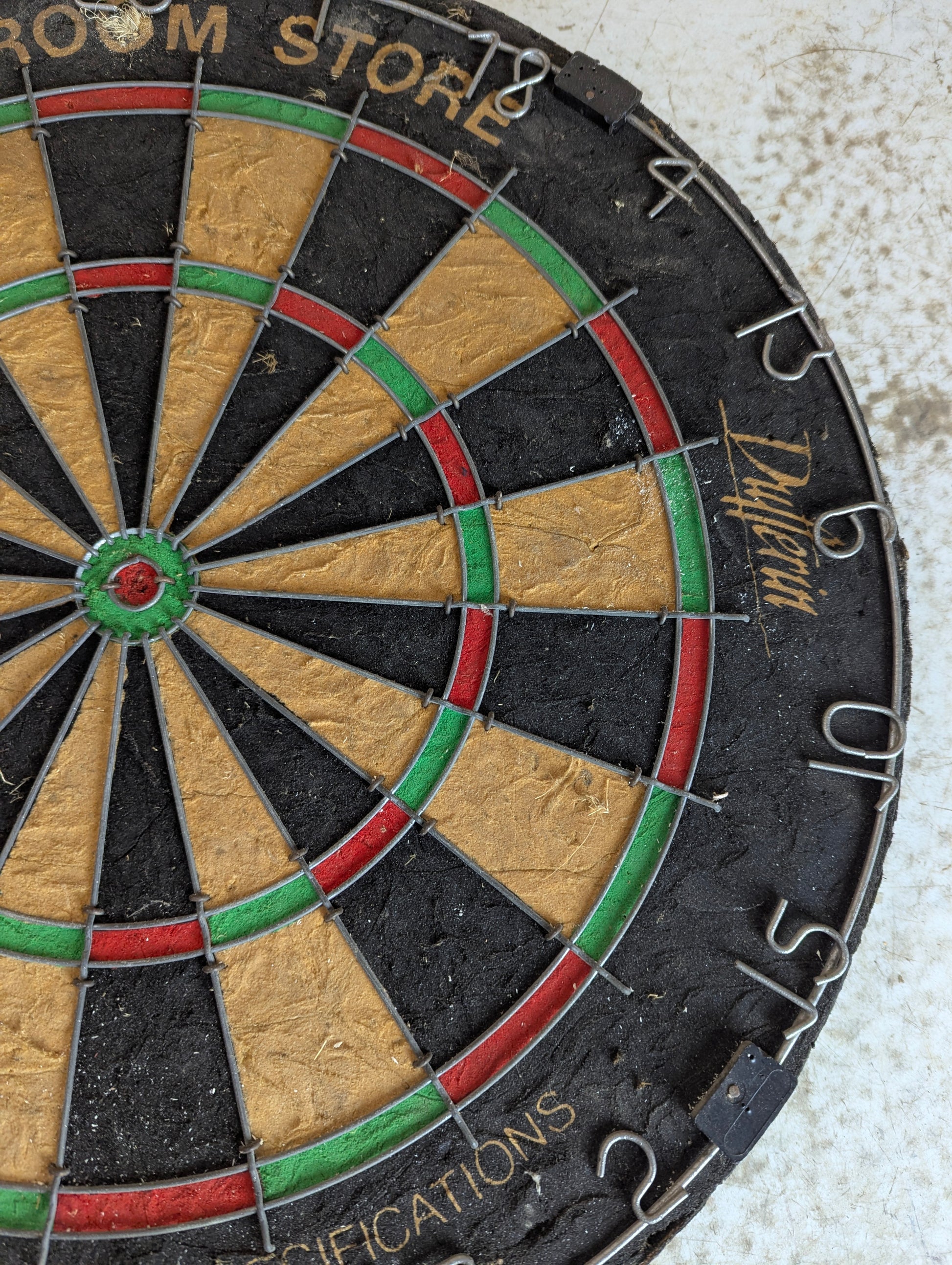 Dufferin Bristol Dart Board - view 5