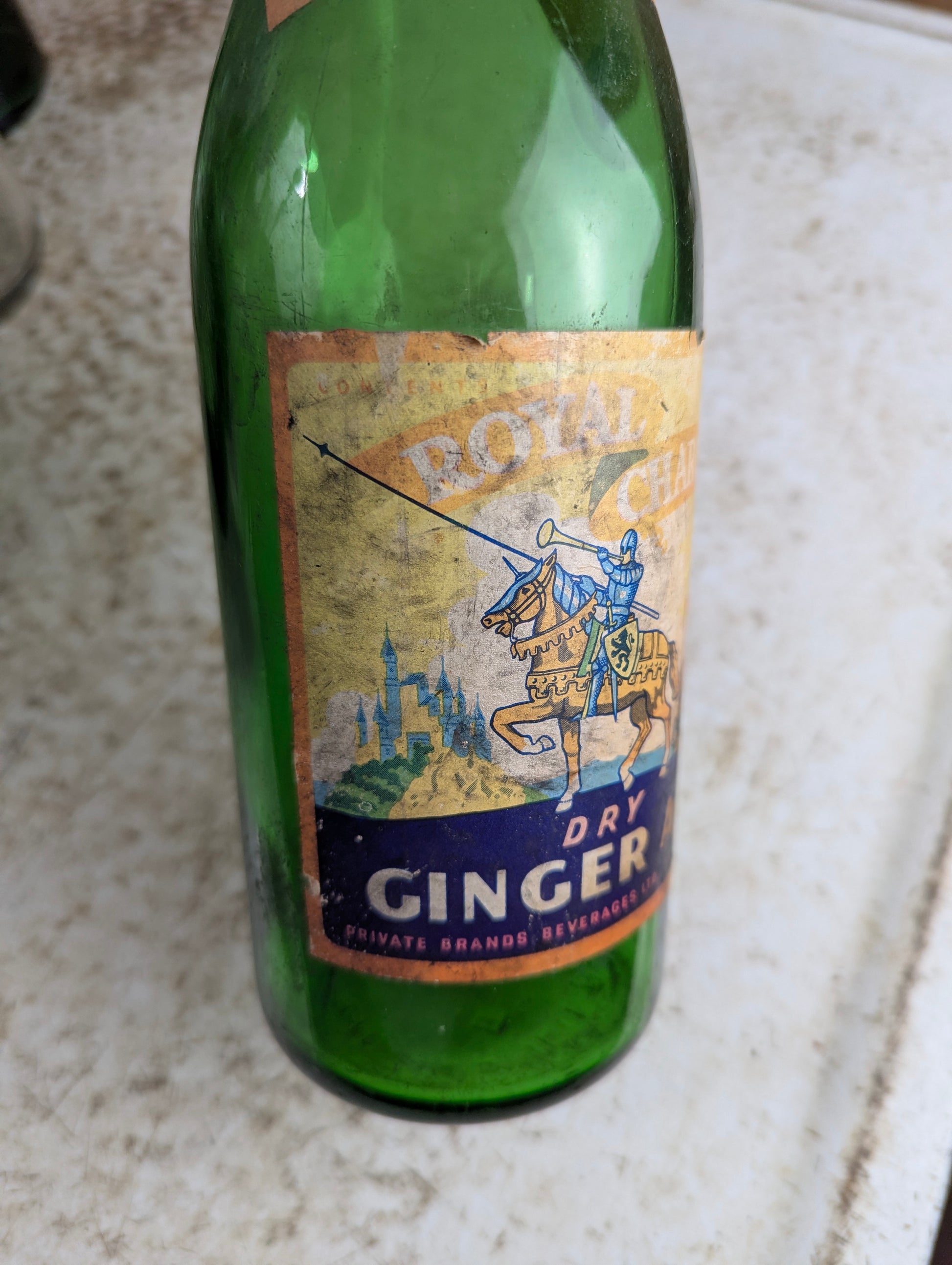 Early 1960s 30oz Royal Charger Private Brands Green Glass Paper Label Soda Bottle - view 4